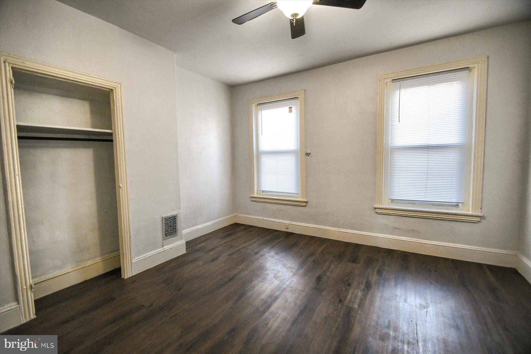 BELMONT - Residential Lease