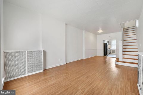 Townhouse For Sale - 504 N Streeper Street<br/> Baltimore City County, BALTIMORE, MD 21205