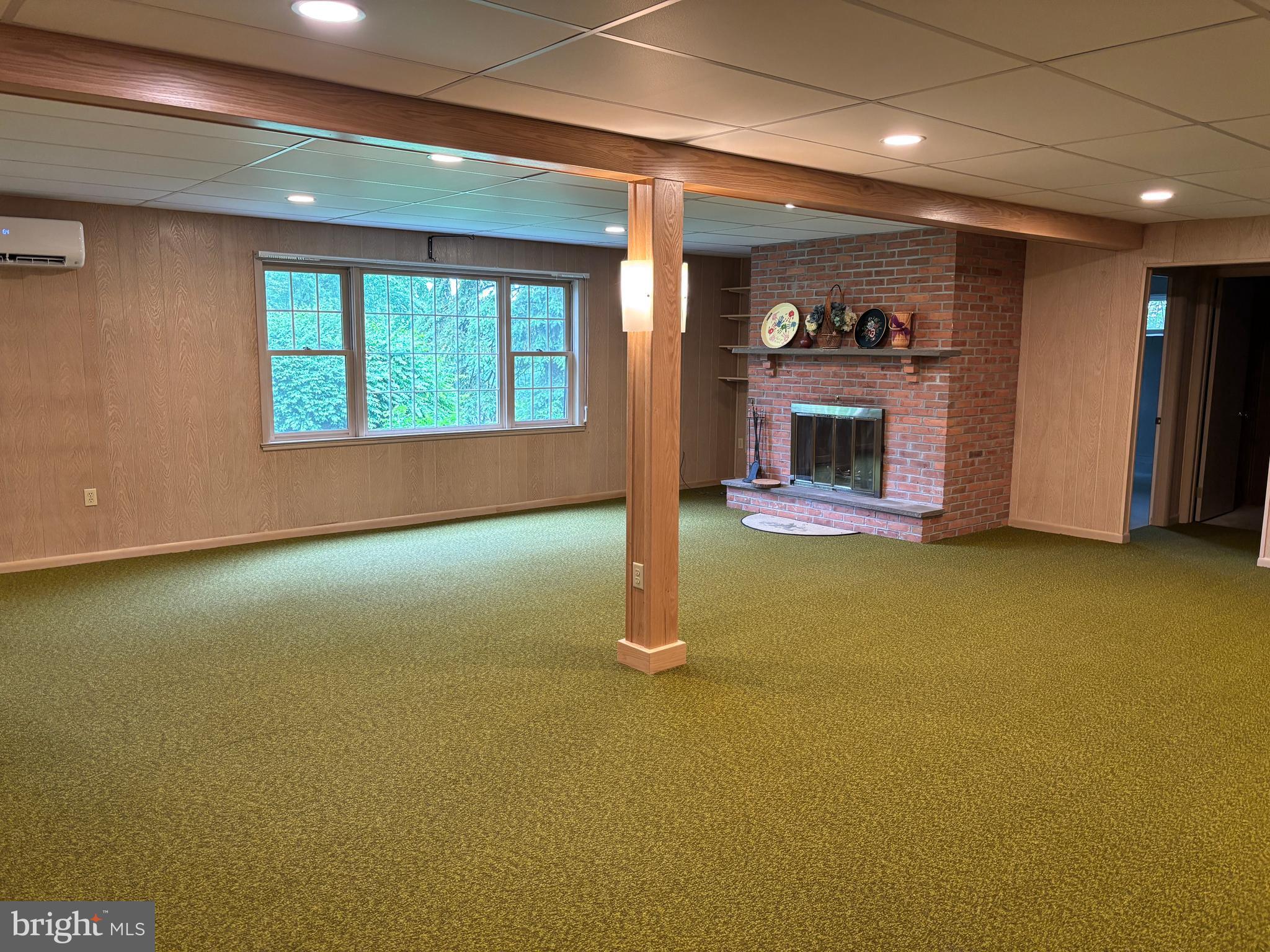 AKRON BOROUGH - Residential