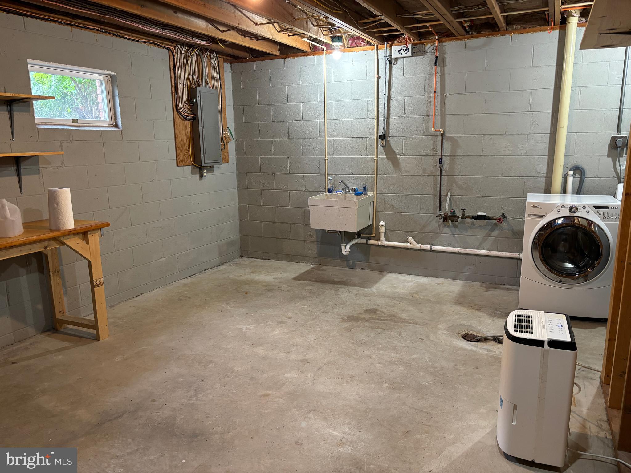 AKRON BOROUGH - Residential