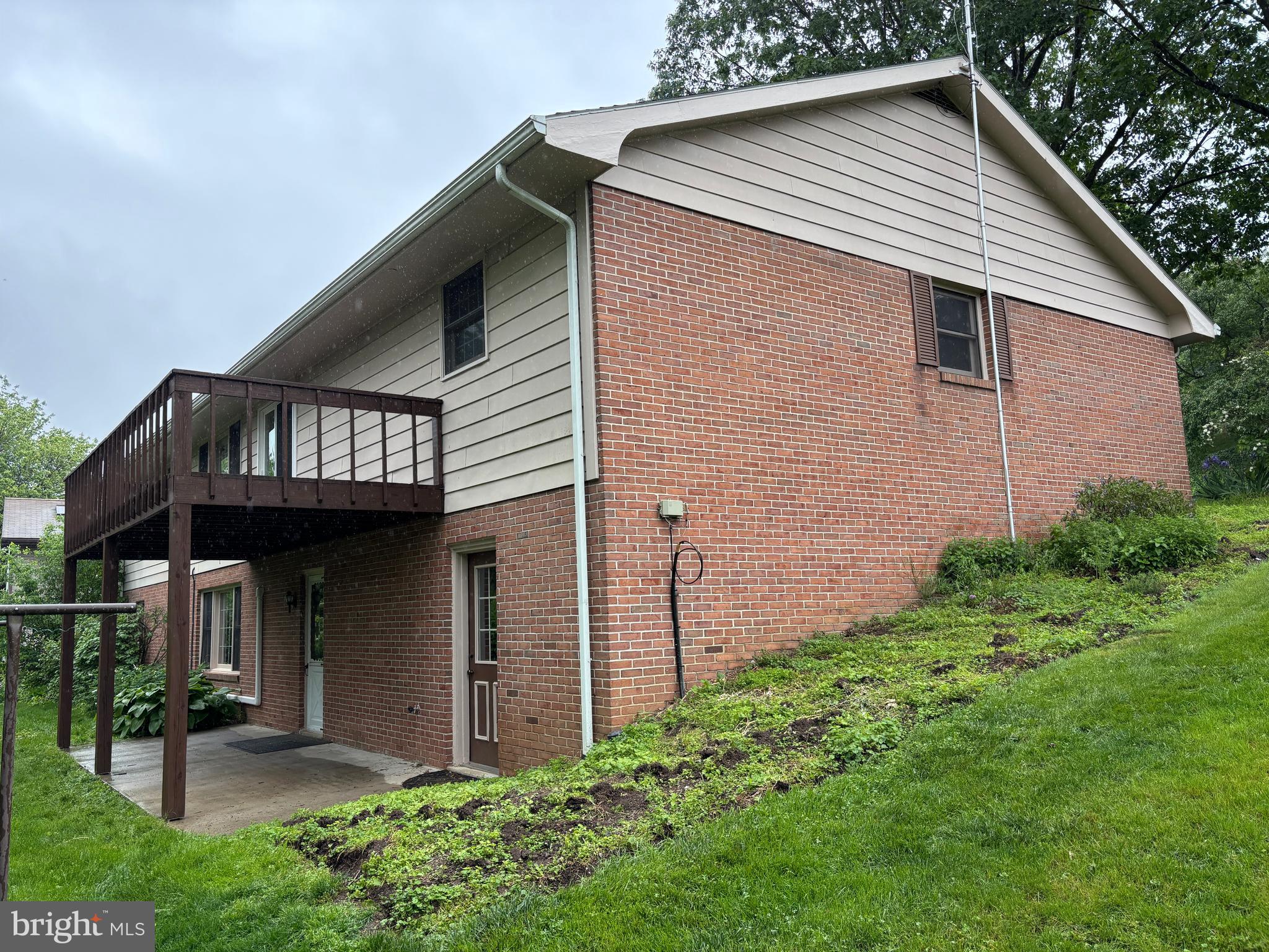 AKRON BOROUGH - Residential