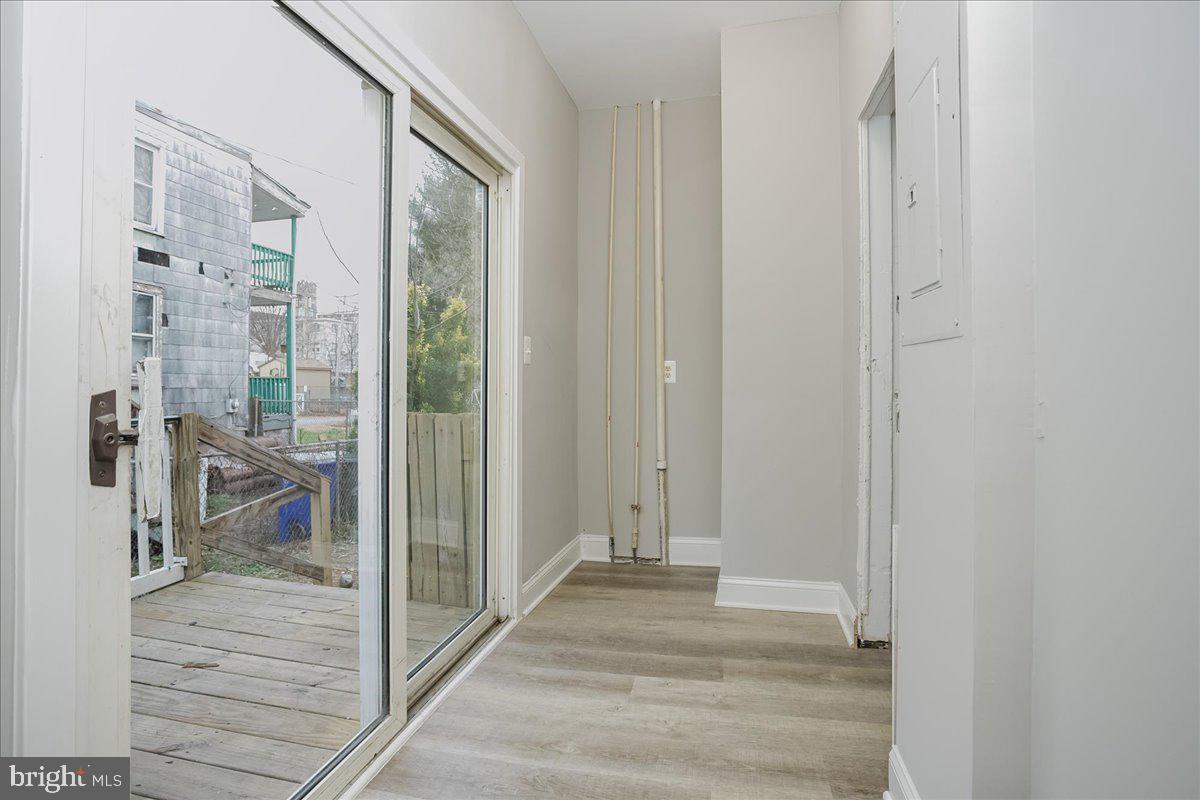 JONATHAN STREET AREA - Residential