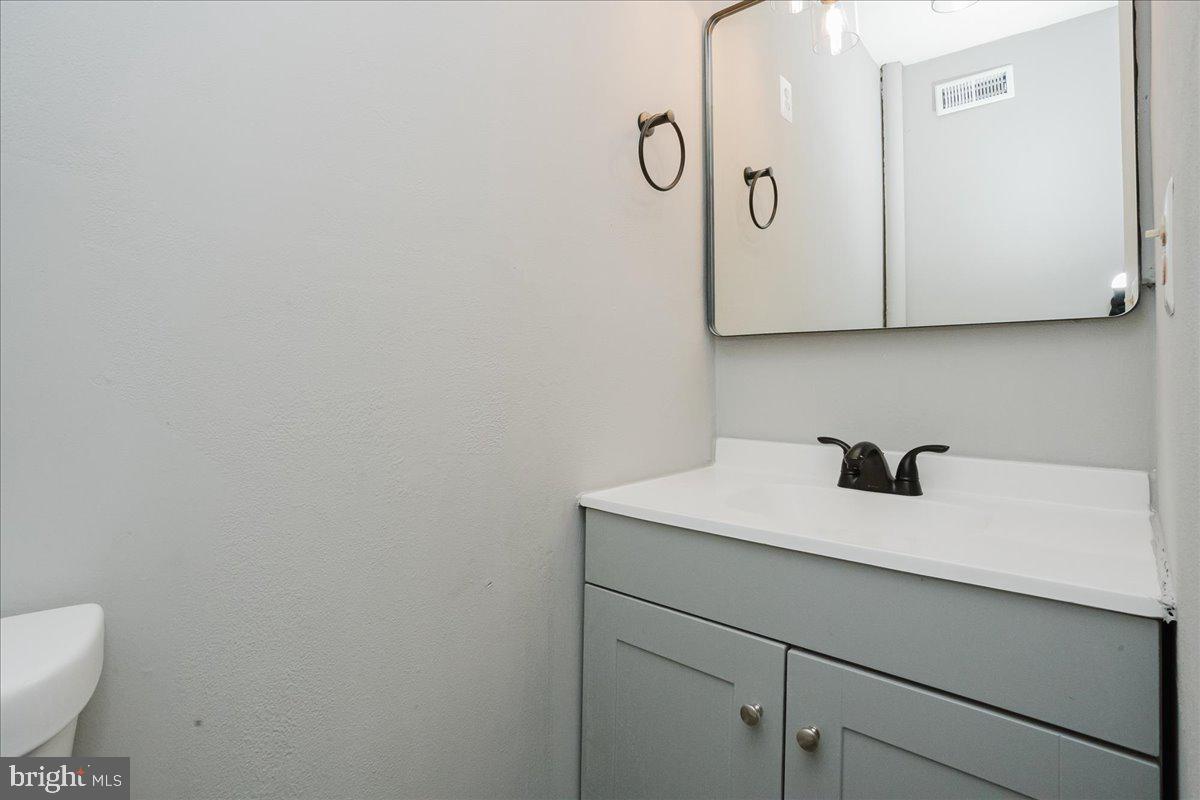 JONATHAN STREET AREA - Residential