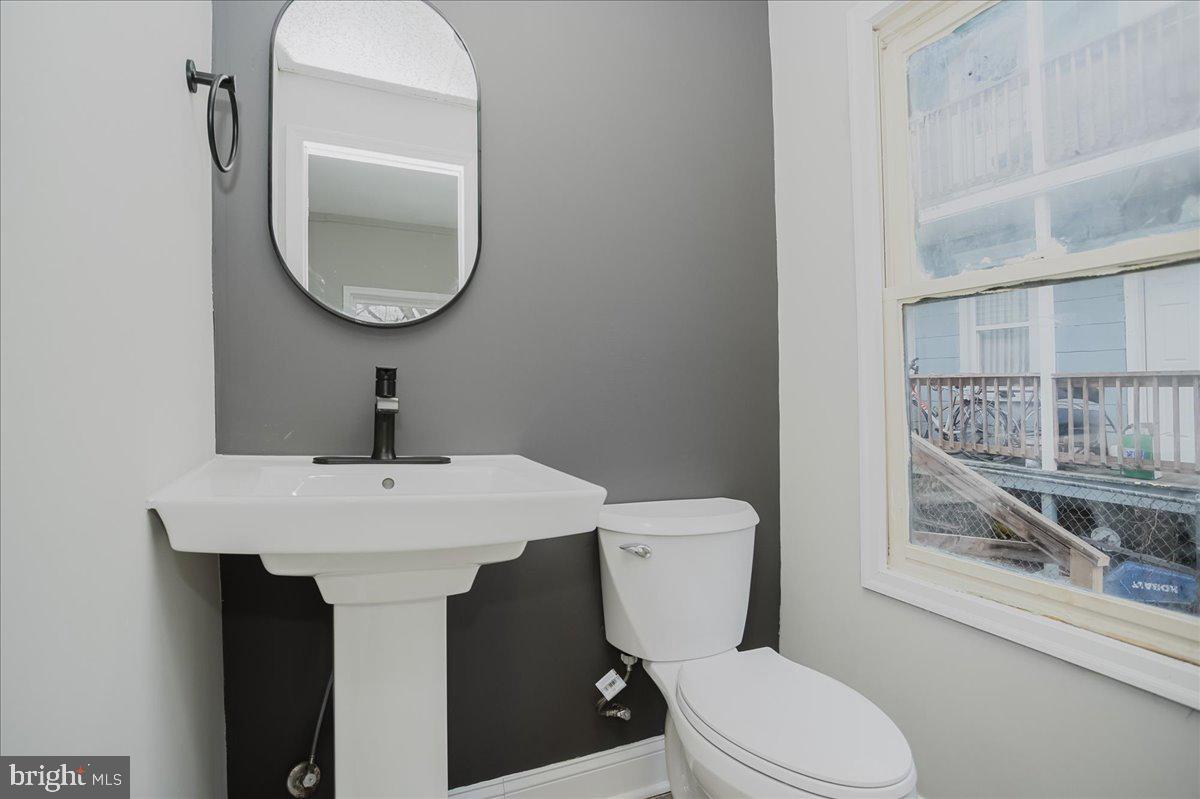 JONATHAN STREET AREA - Residential