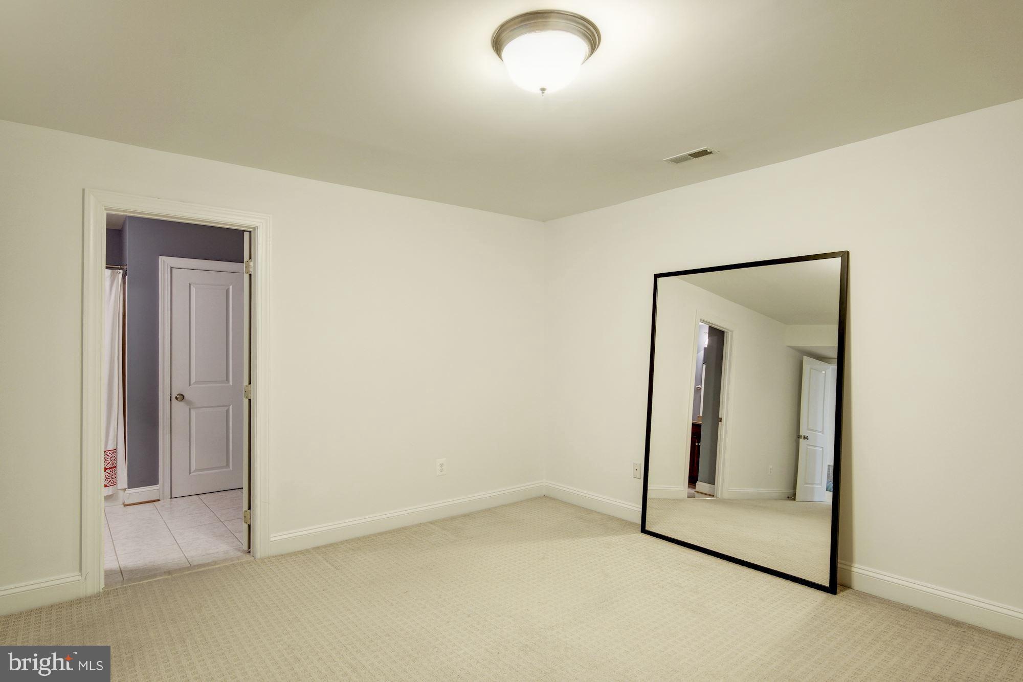 RESERVE HILL - Residential