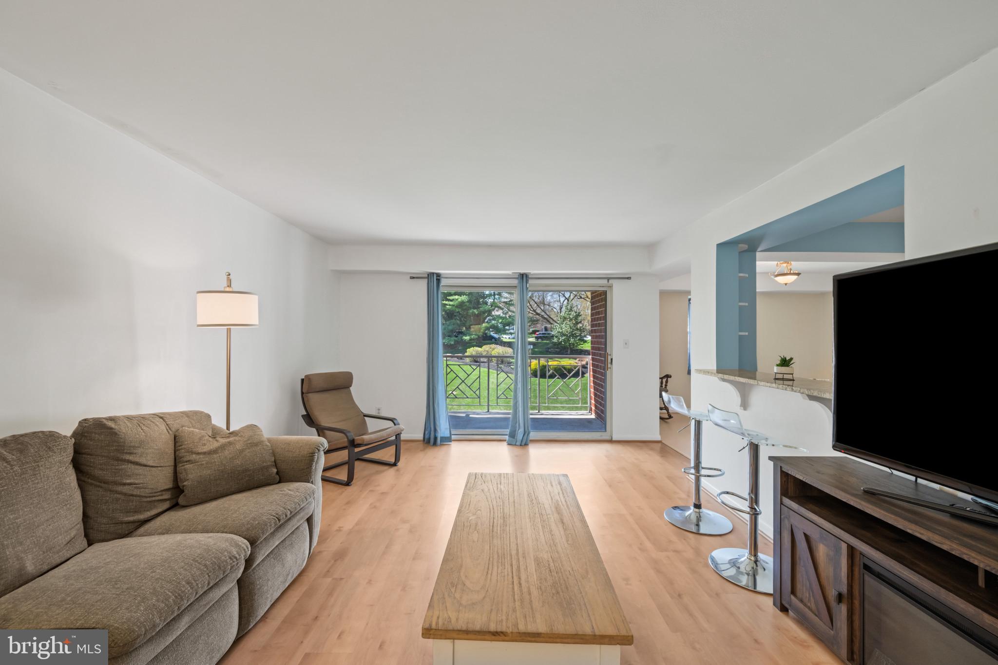 SHEPHERDS KNOLL GARDEN - Residential