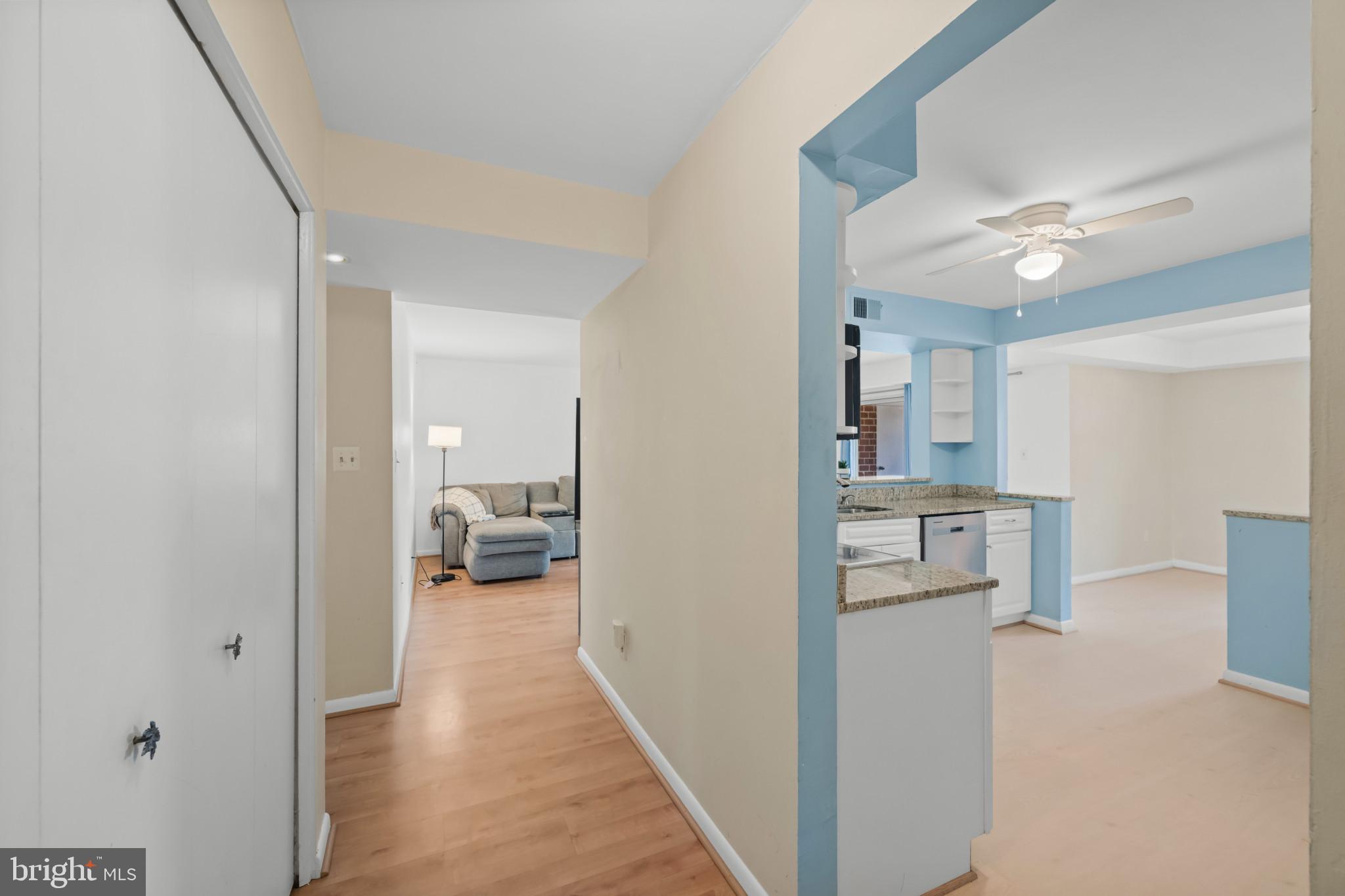 SHEPHERDS KNOLL GARDEN - Residential