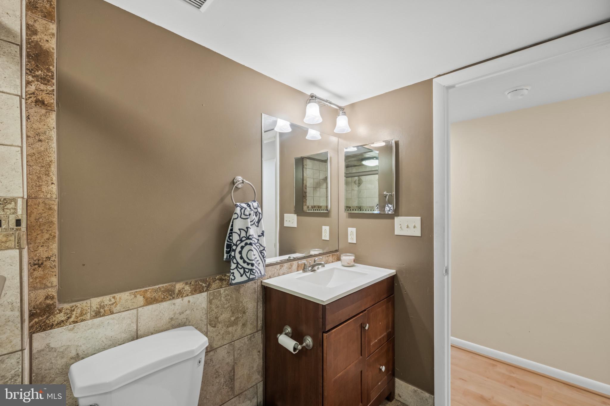 SHEPHERDS KNOLL GARDEN - Residential