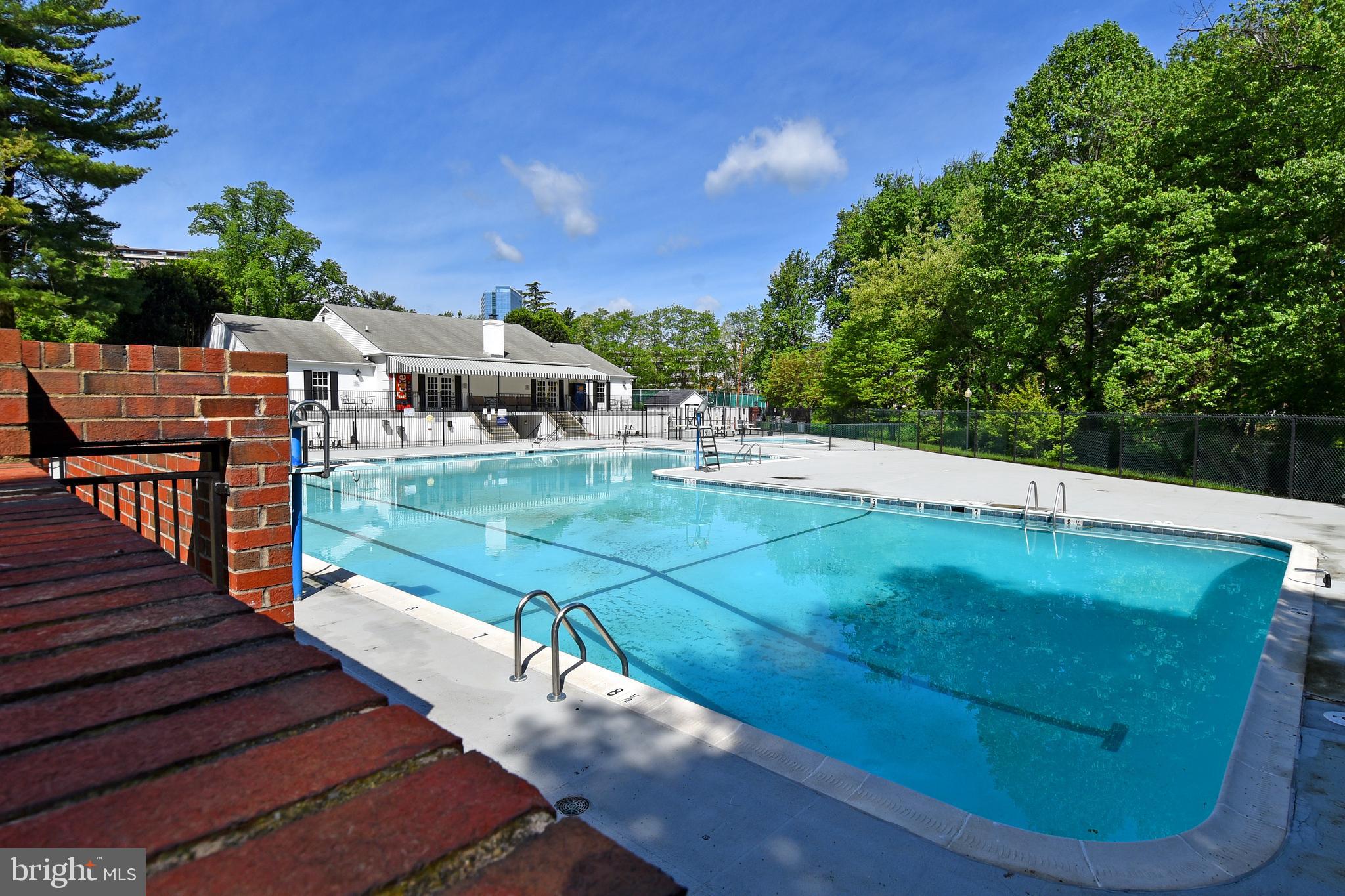 THE COLONIES - Residential Lease