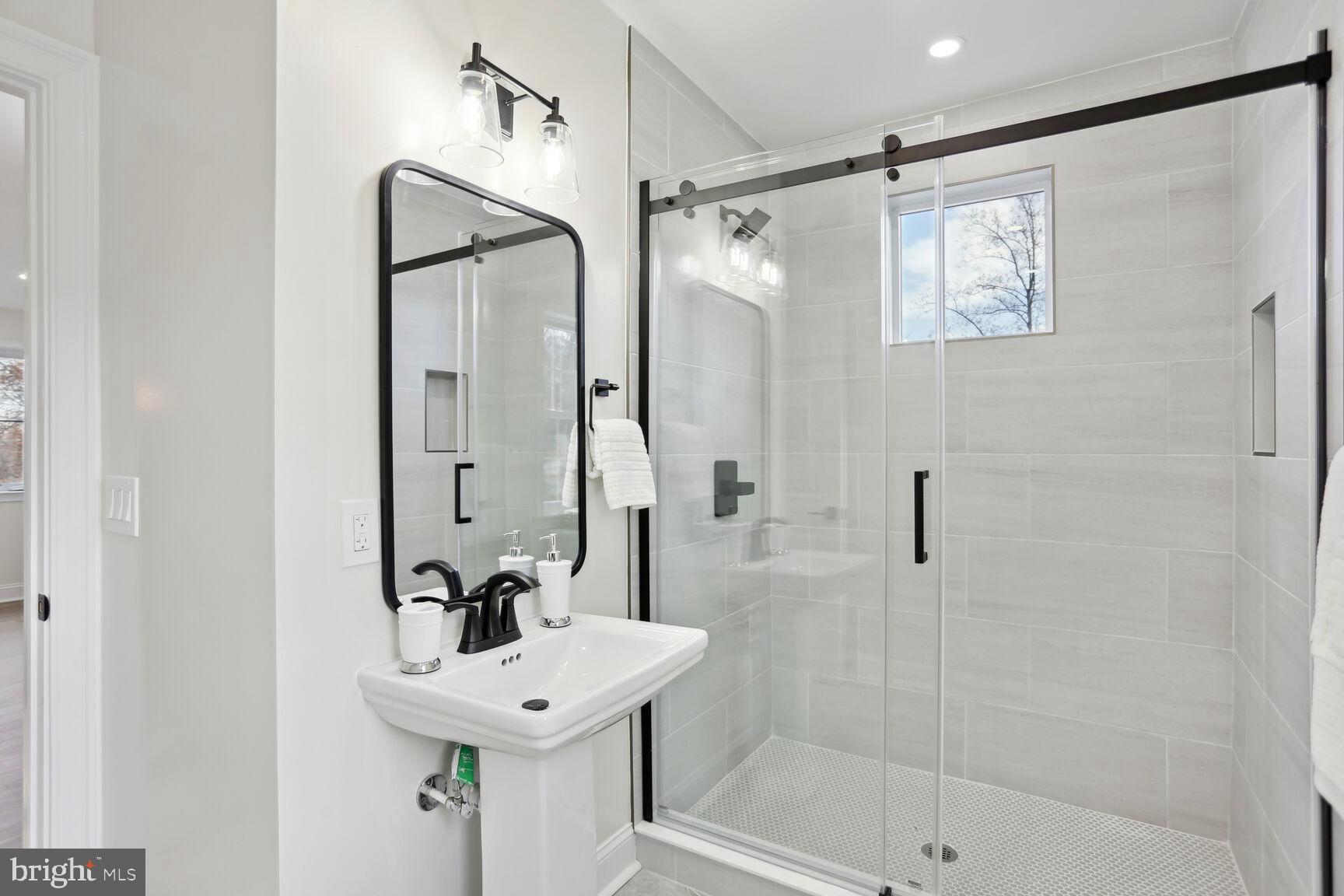 TAKOMA PARK - Residential