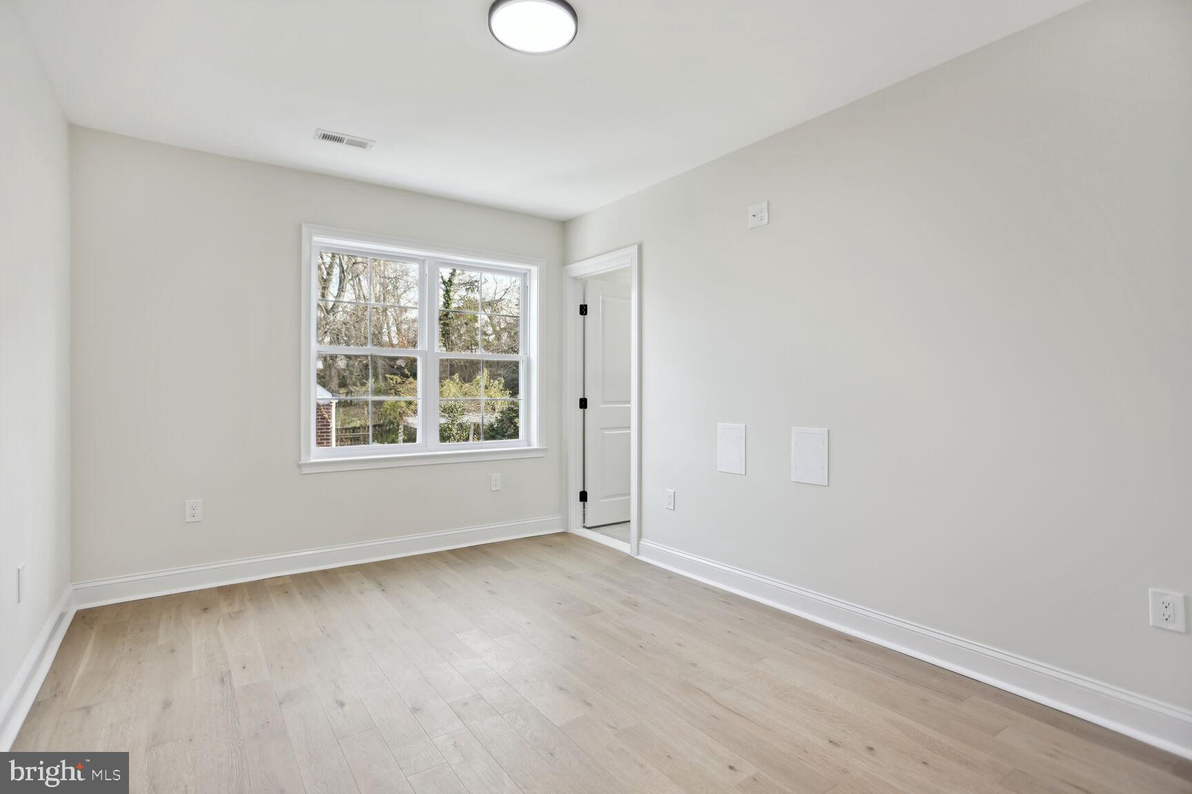 TAKOMA PARK - Residential