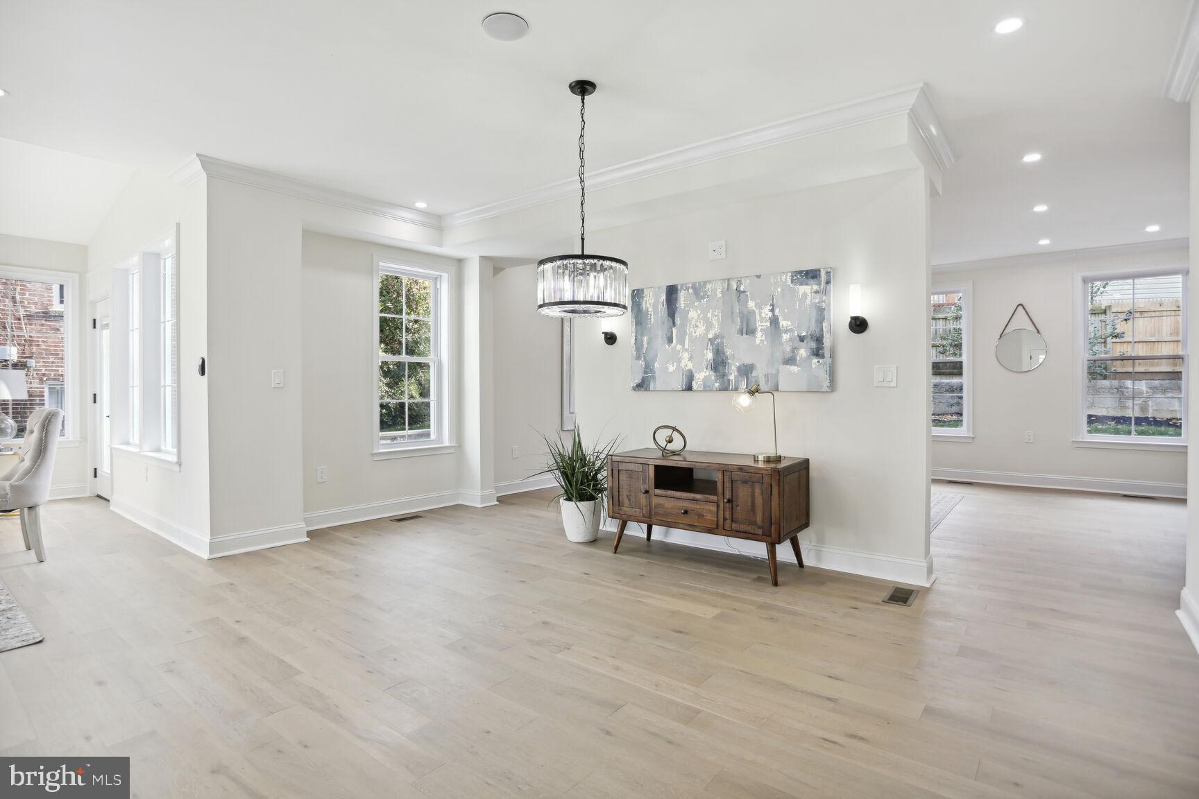 TAKOMA PARK - Residential