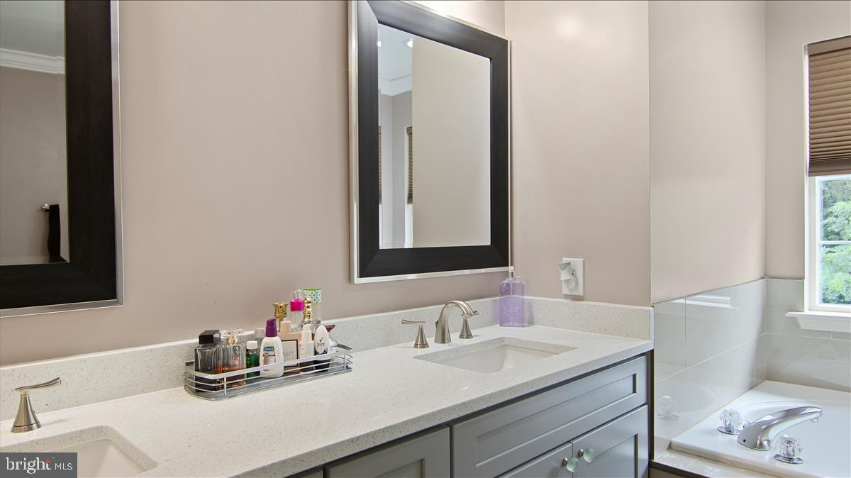 COVINGTON - Residential