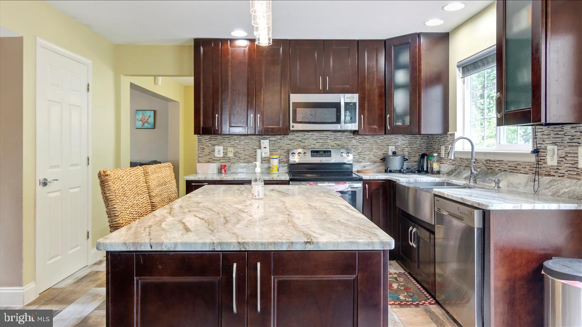 COVINGTON - Residential