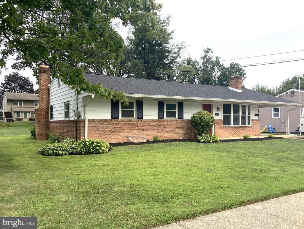 Photo of 1103 Cocklin Street, MECHANICSBURG, PA 17055 (MLS # PACB2057552)