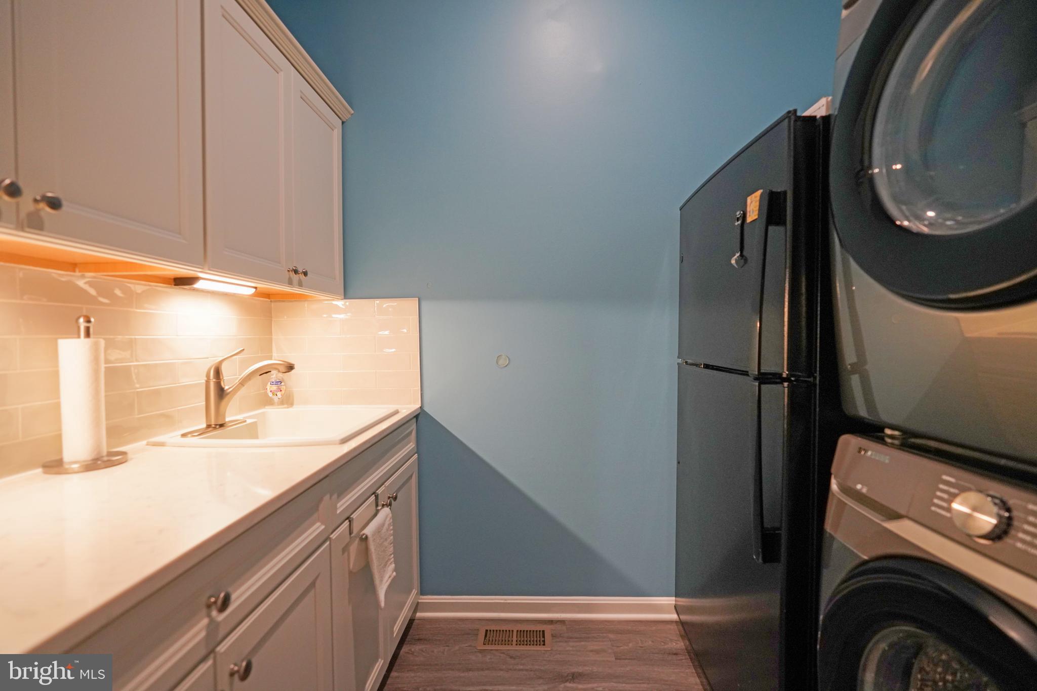 FOUR SEASONS AT BELLE TERRE - Residential