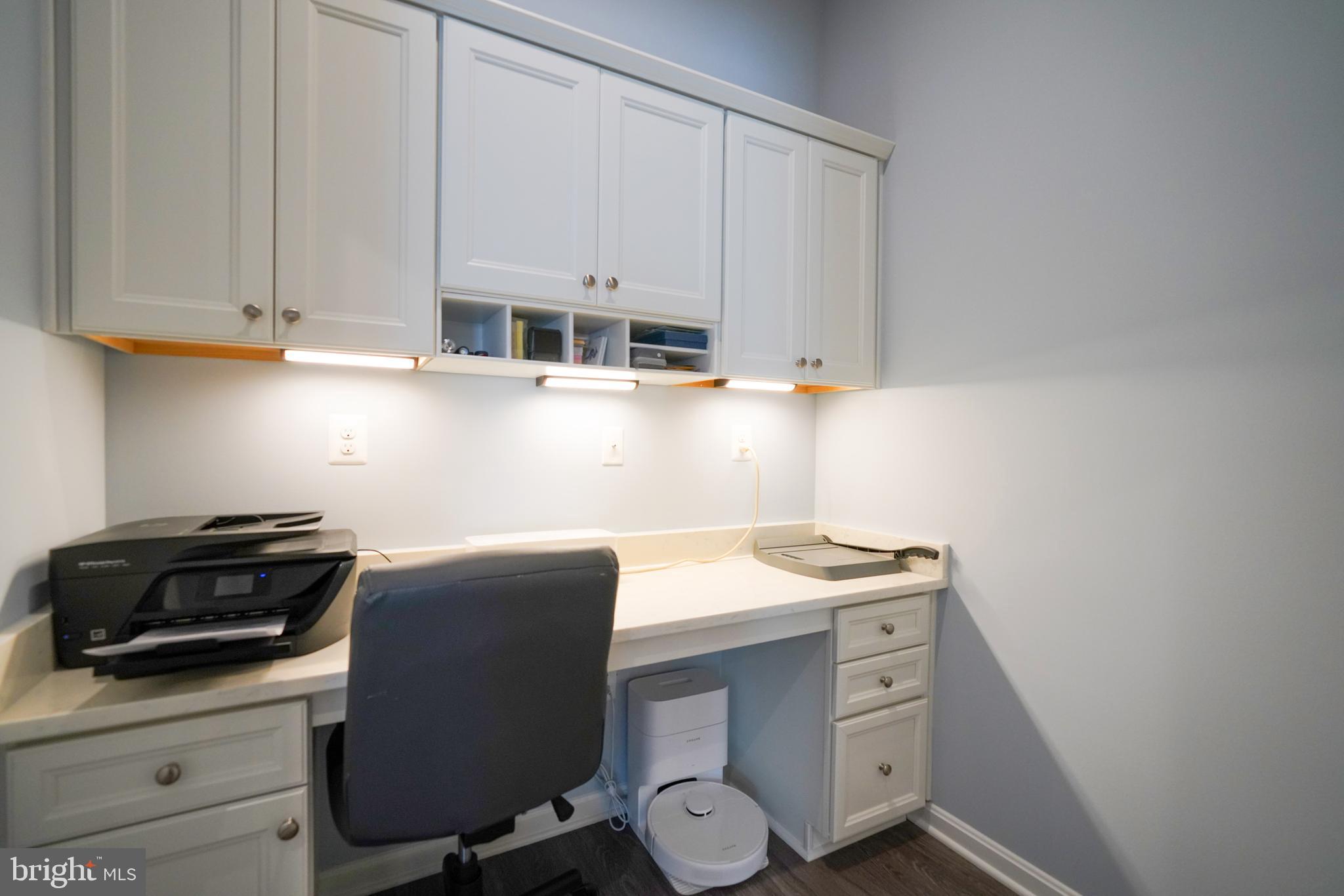 FOUR SEASONS AT BELLE TERRE - Residential