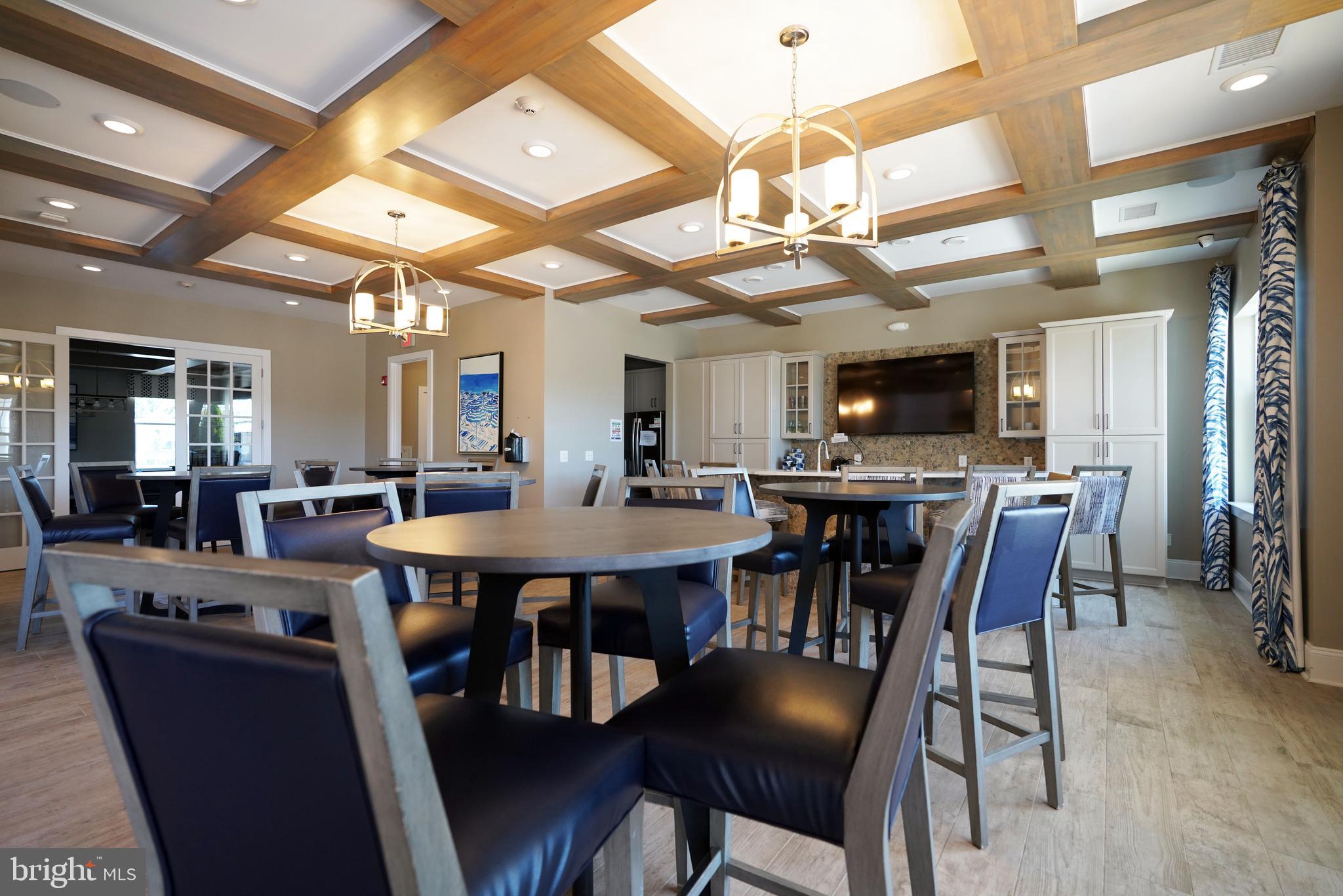 FOUR SEASONS AT BELLE TERRE - Residential