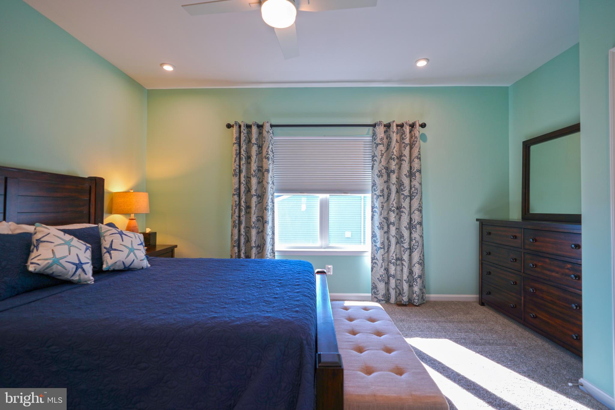 FOUR SEASONS AT BELLE TERRE - Residential