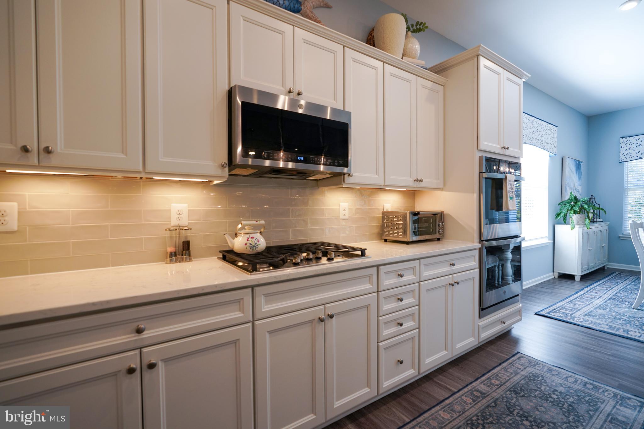 FOUR SEASONS AT BELLE TERRE - Residential