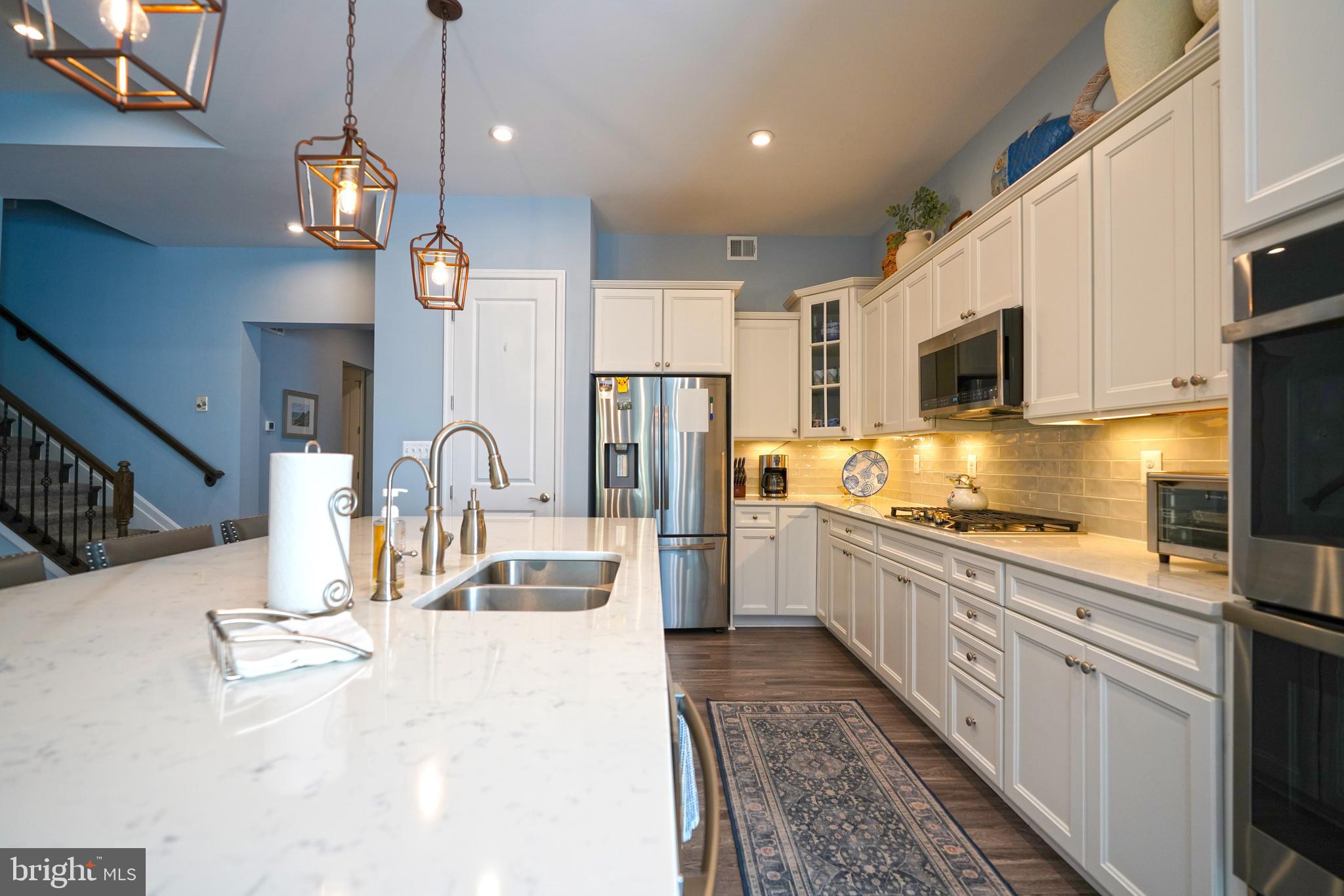 FOUR SEASONS AT BELLE TERRE - Residential