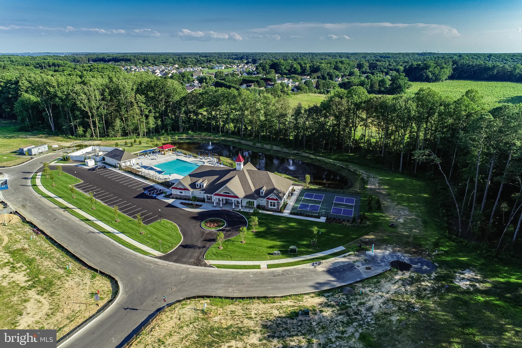 FOUR SEASONS AT BELLE TERRE - Residential