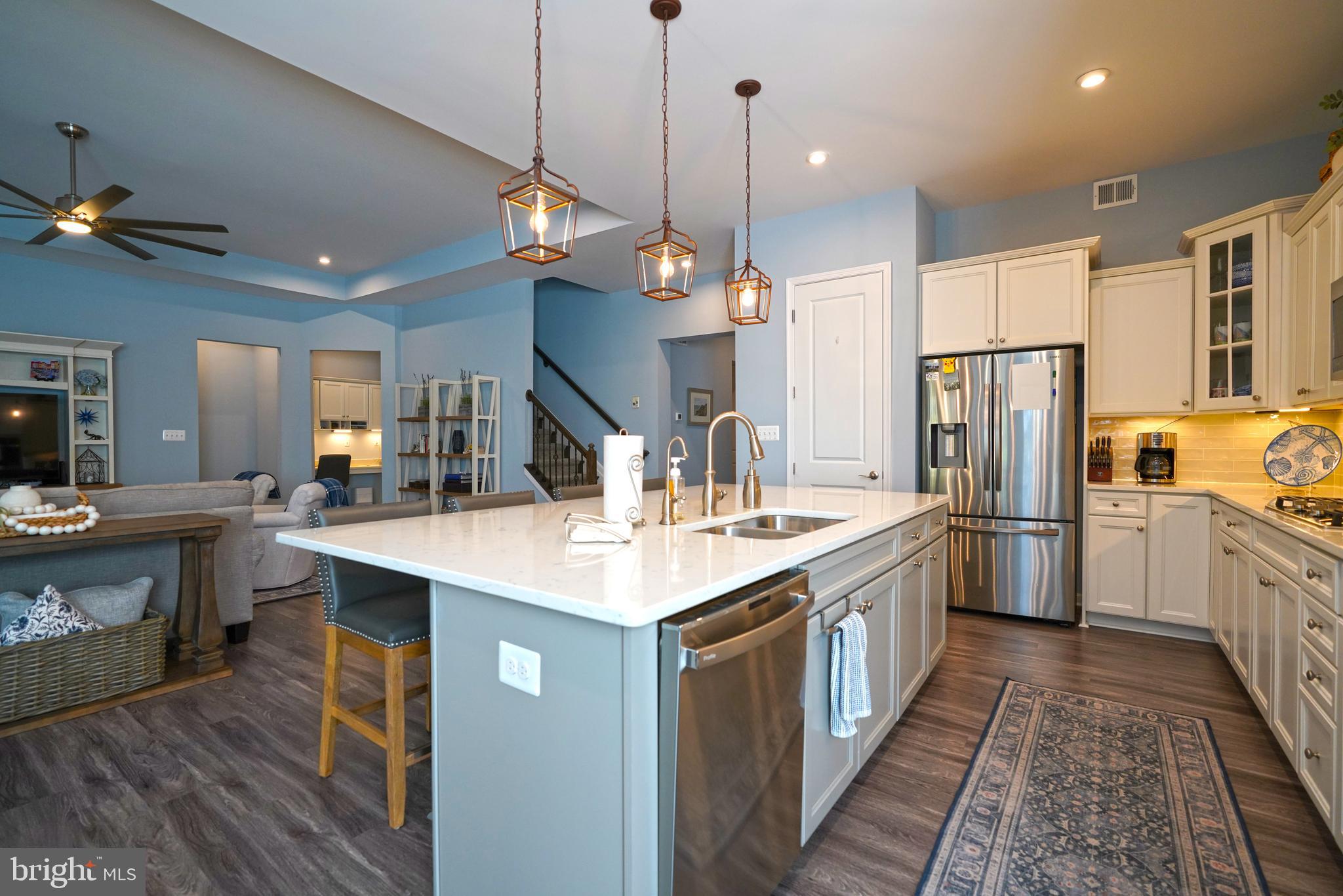 FOUR SEASONS AT BELLE TERRE - Residential