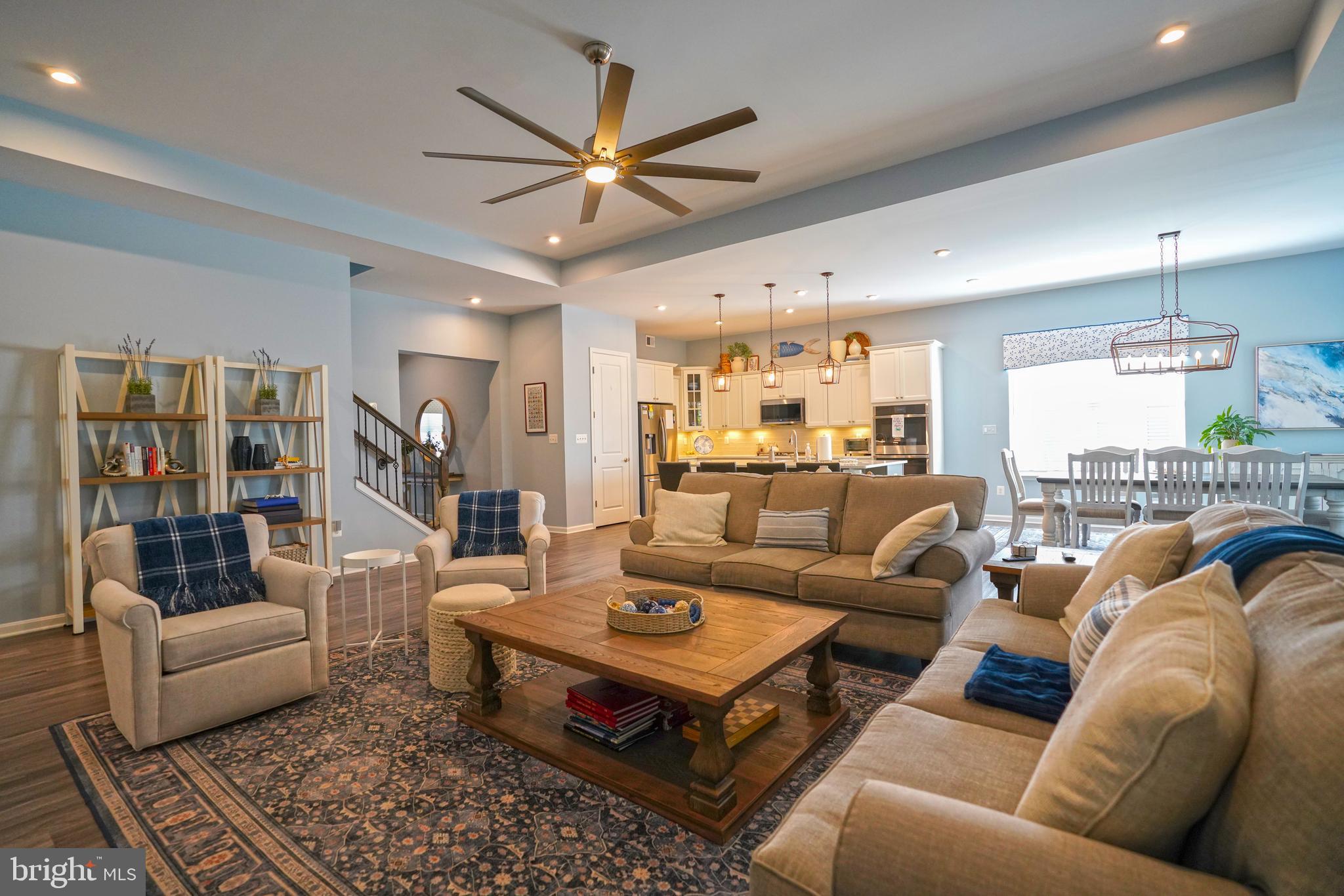 FOUR SEASONS AT BELLE TERRE - Residential