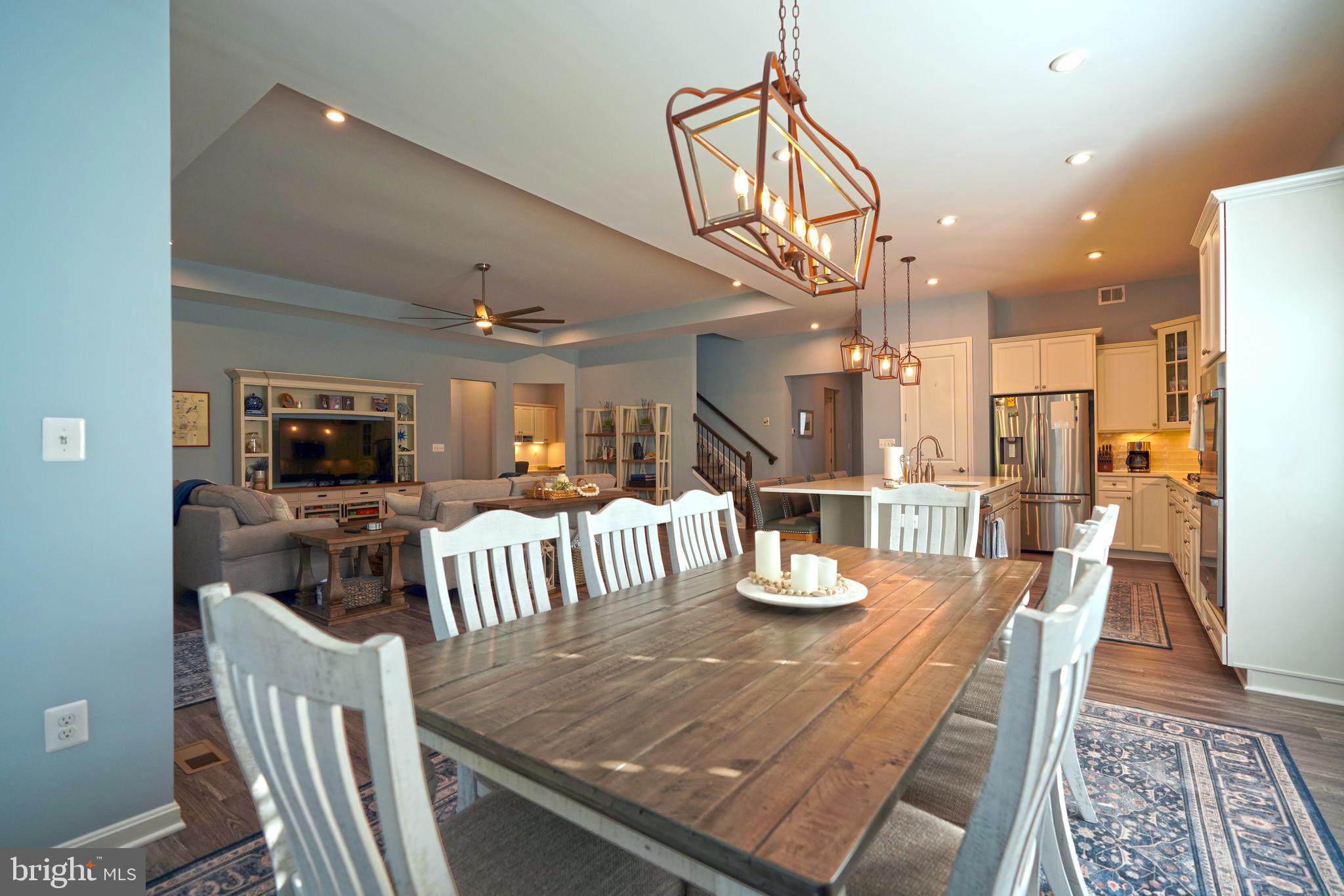 FOUR SEASONS AT BELLE TERRE - Residential