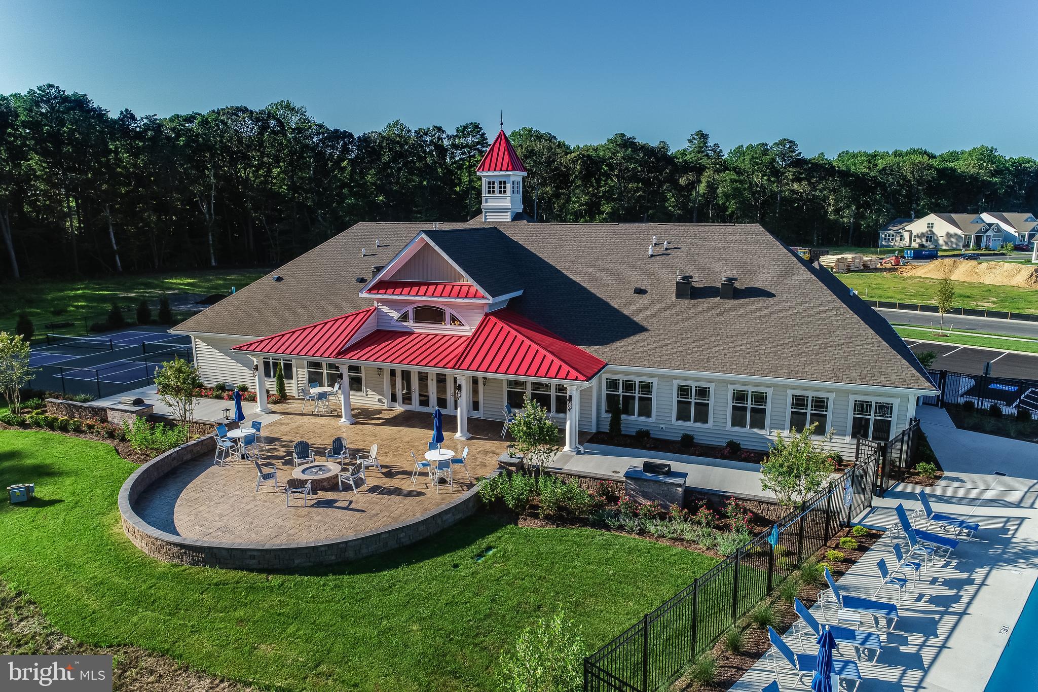 FOUR SEASONS AT BELLE TERRE - Residential