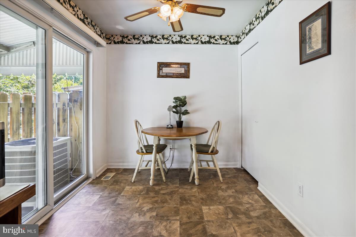 CHESTNUT WOODS - Residential