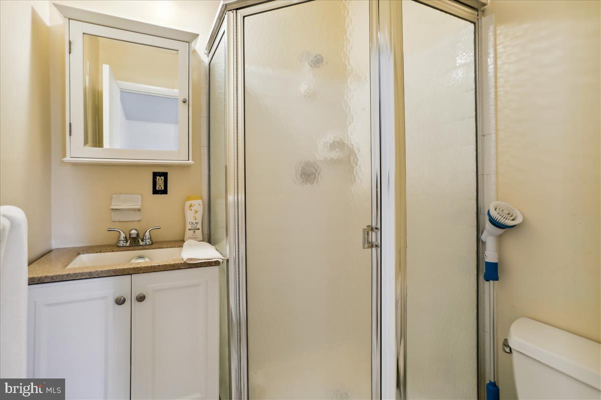 CHESTNUT WOODS - Residential