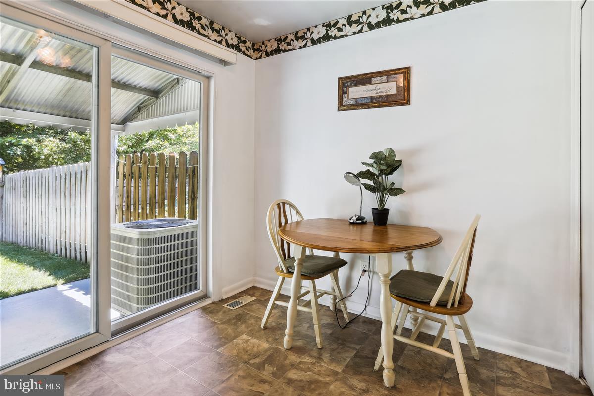 CHESTNUT WOODS - Residential