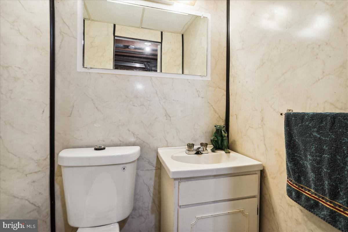 CHESTNUT WOODS - Residential