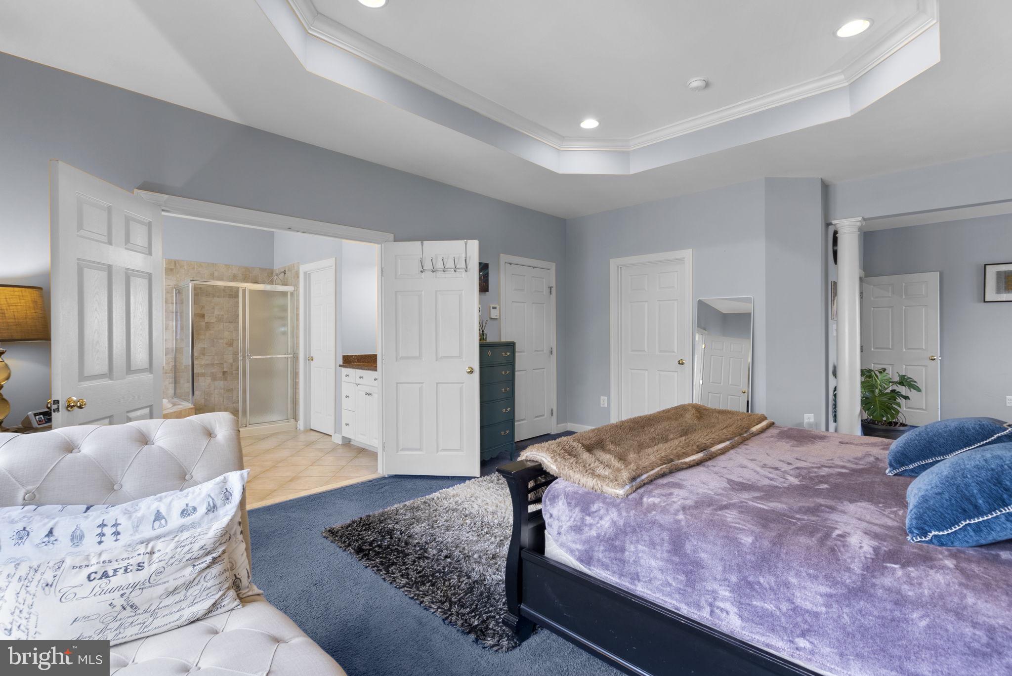 VILLAGES OF URBANA - Residential