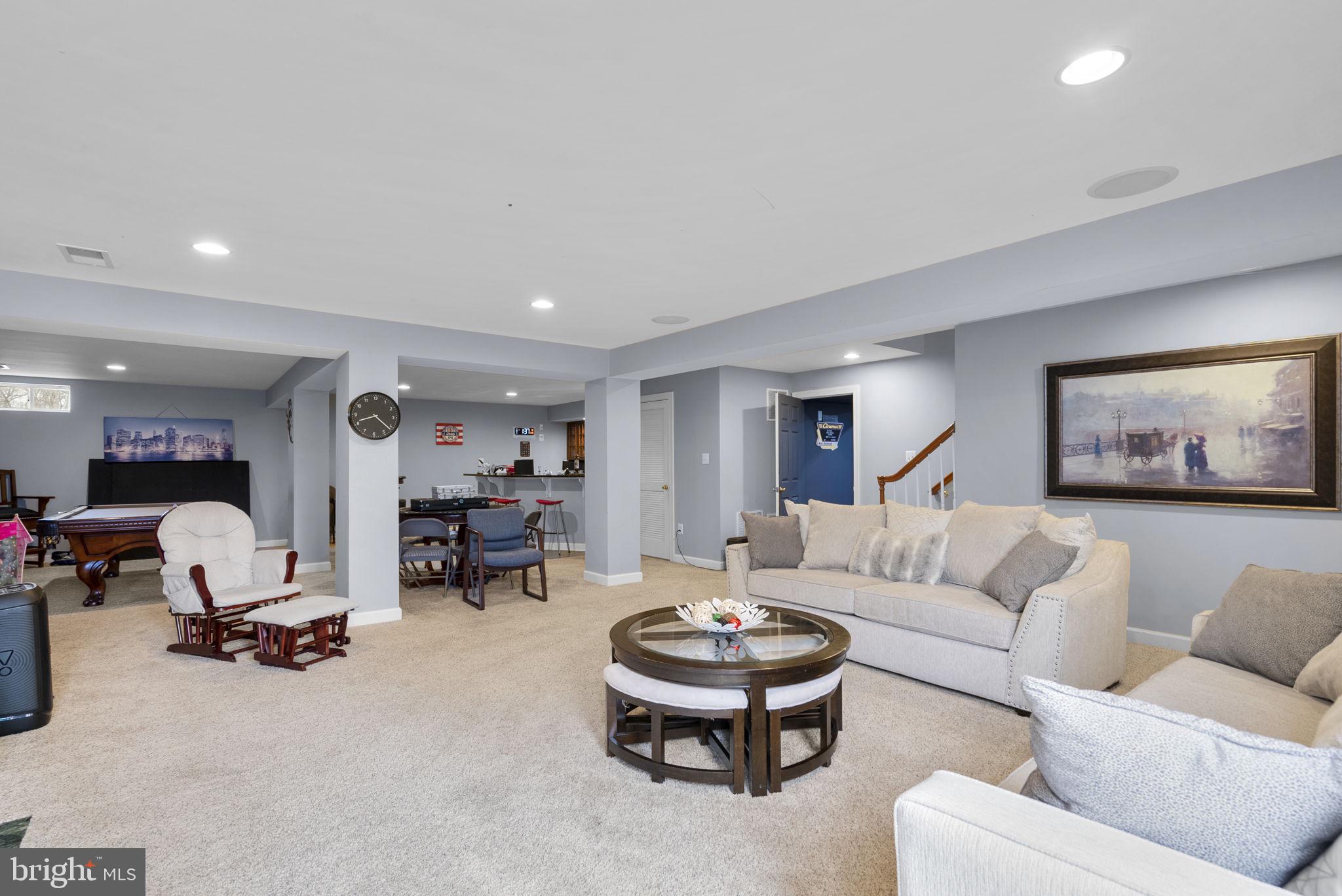 VILLAGES OF URBANA - Residential