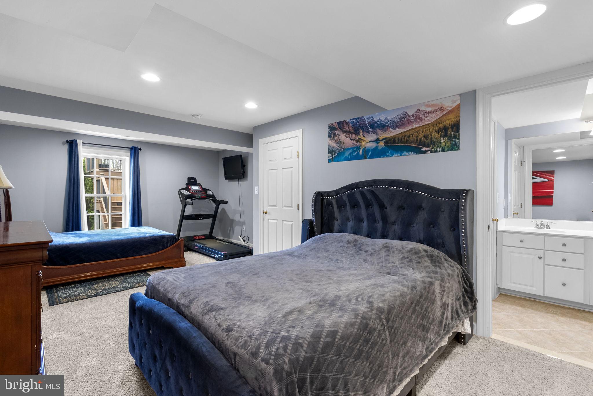 VILLAGES OF URBANA - Residential