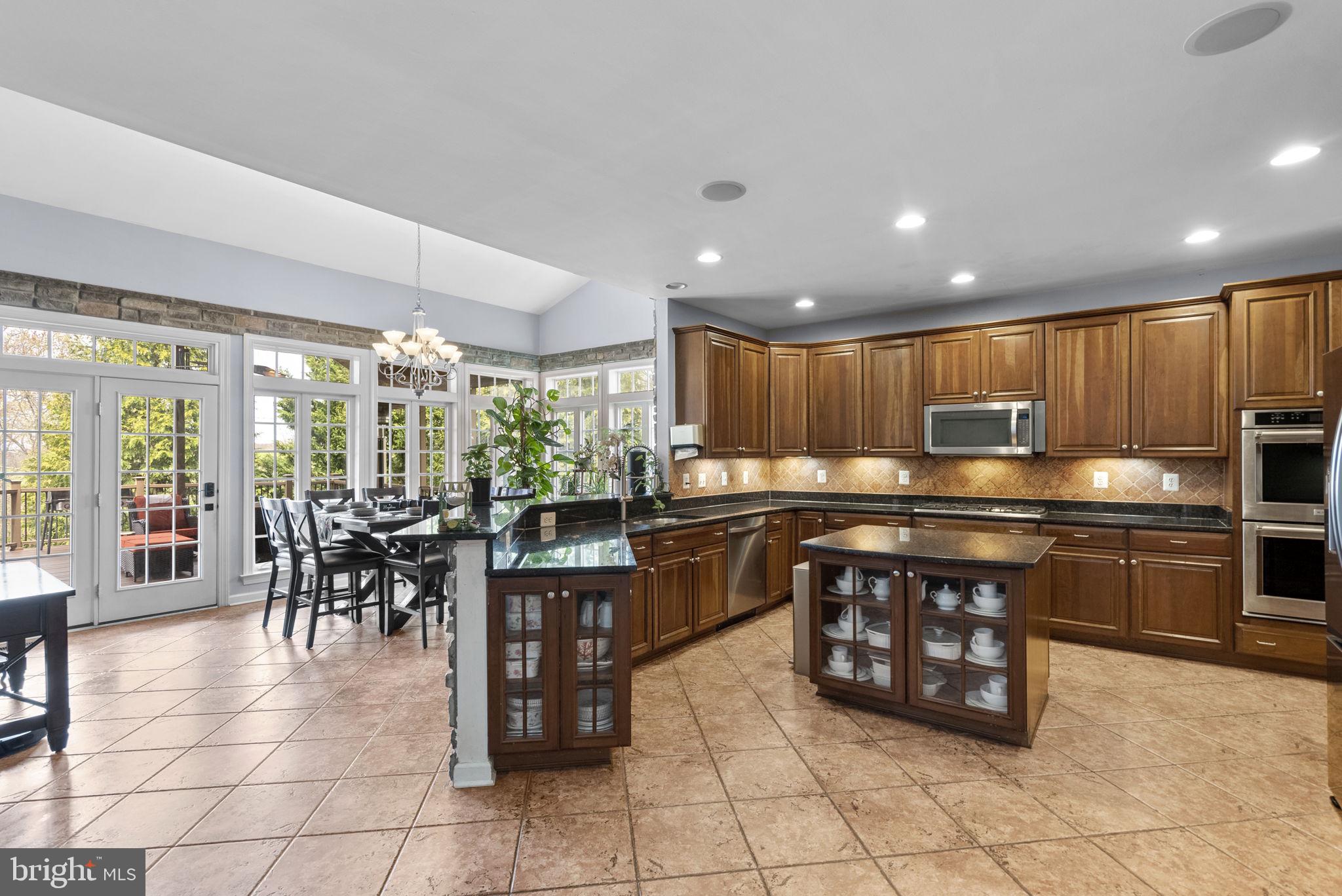 VILLAGES OF URBANA - Residential