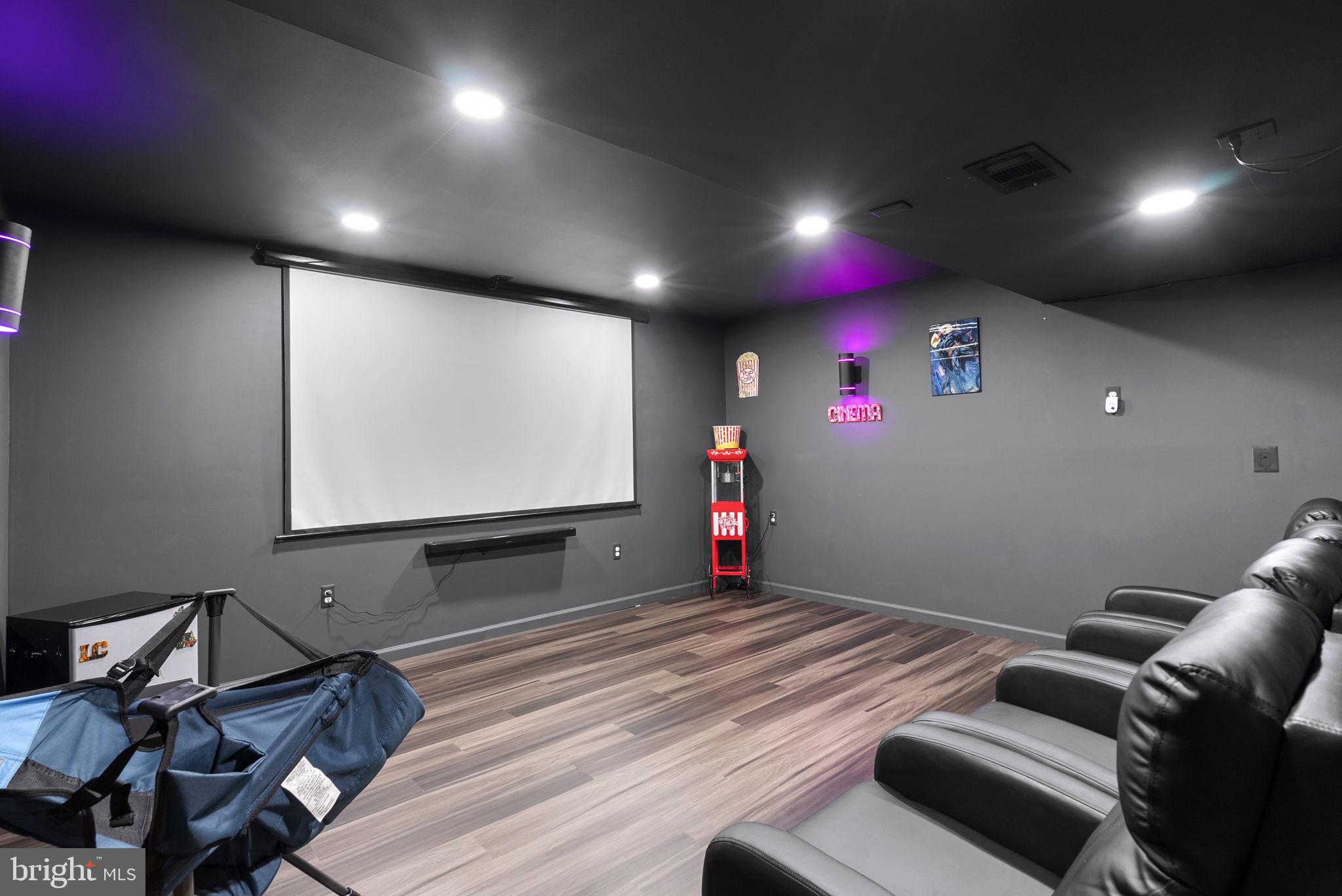 VILLAGES OF URBANA - Residential