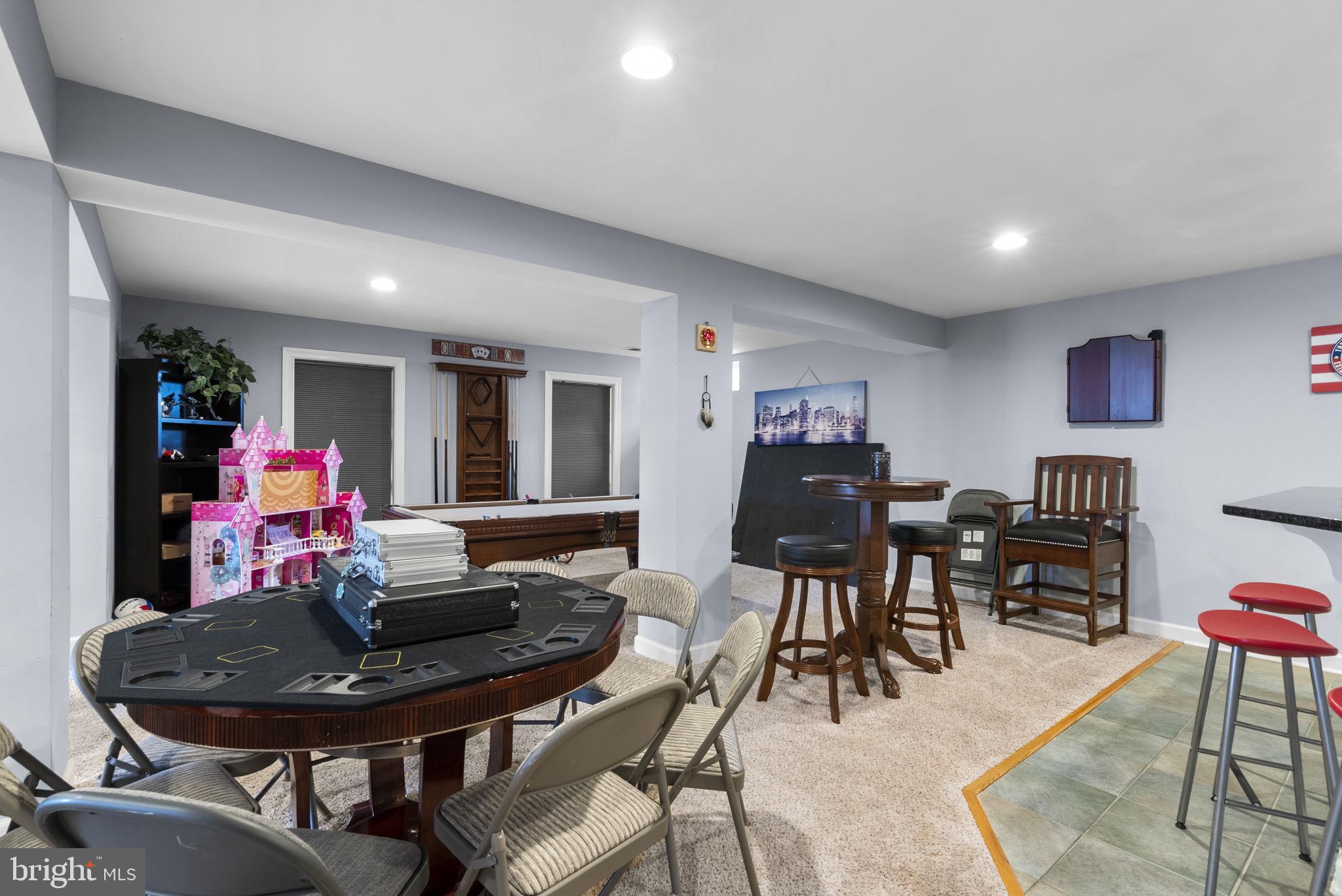 VILLAGES OF URBANA - Residential