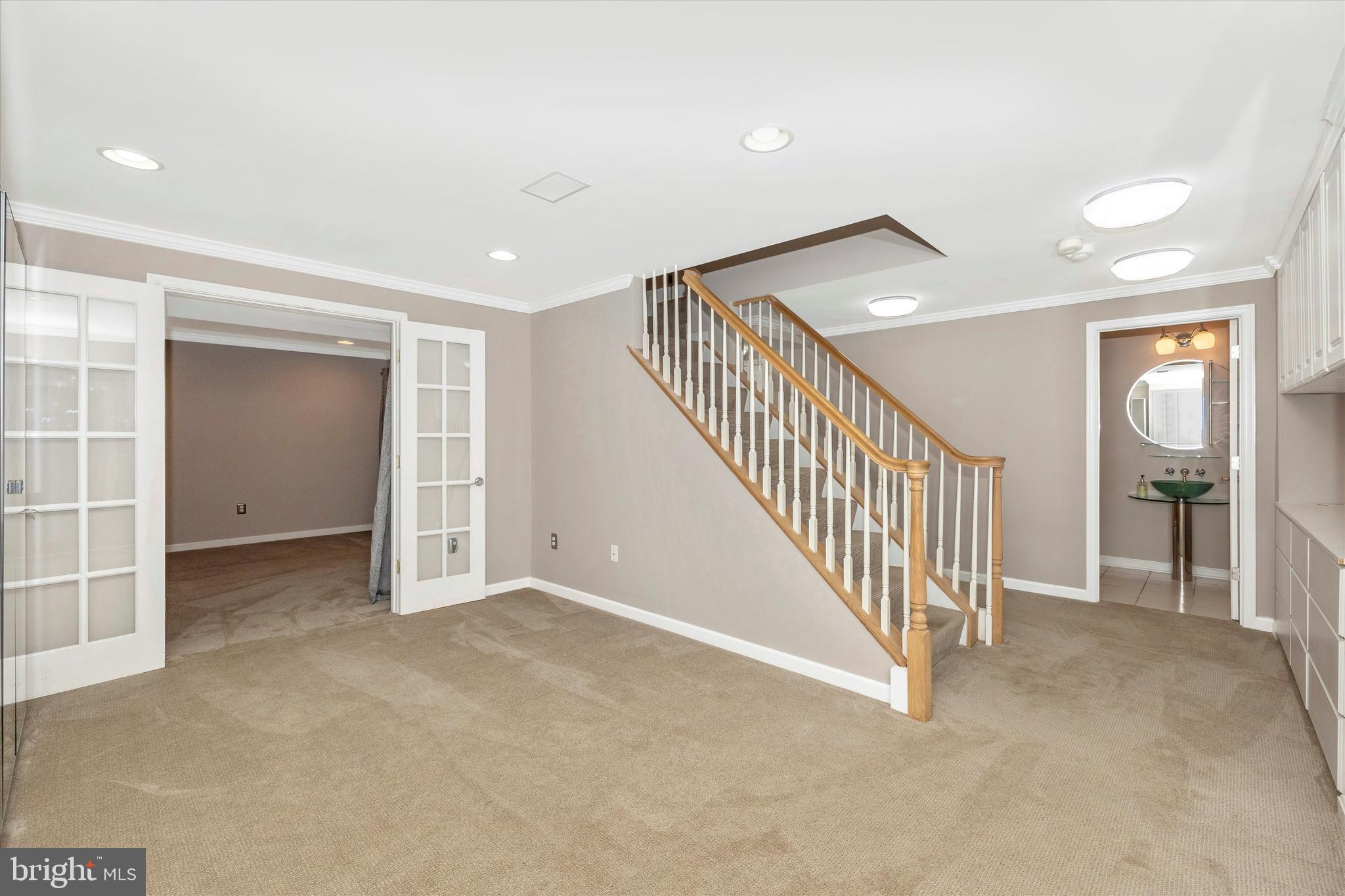 CYPRESS RUN - Residential