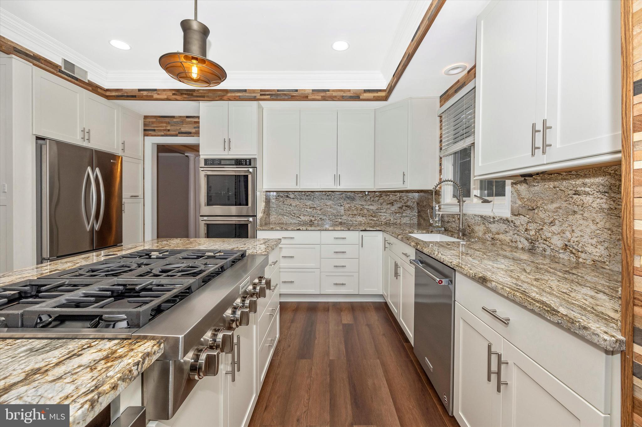 CYPRESS RUN - Residential