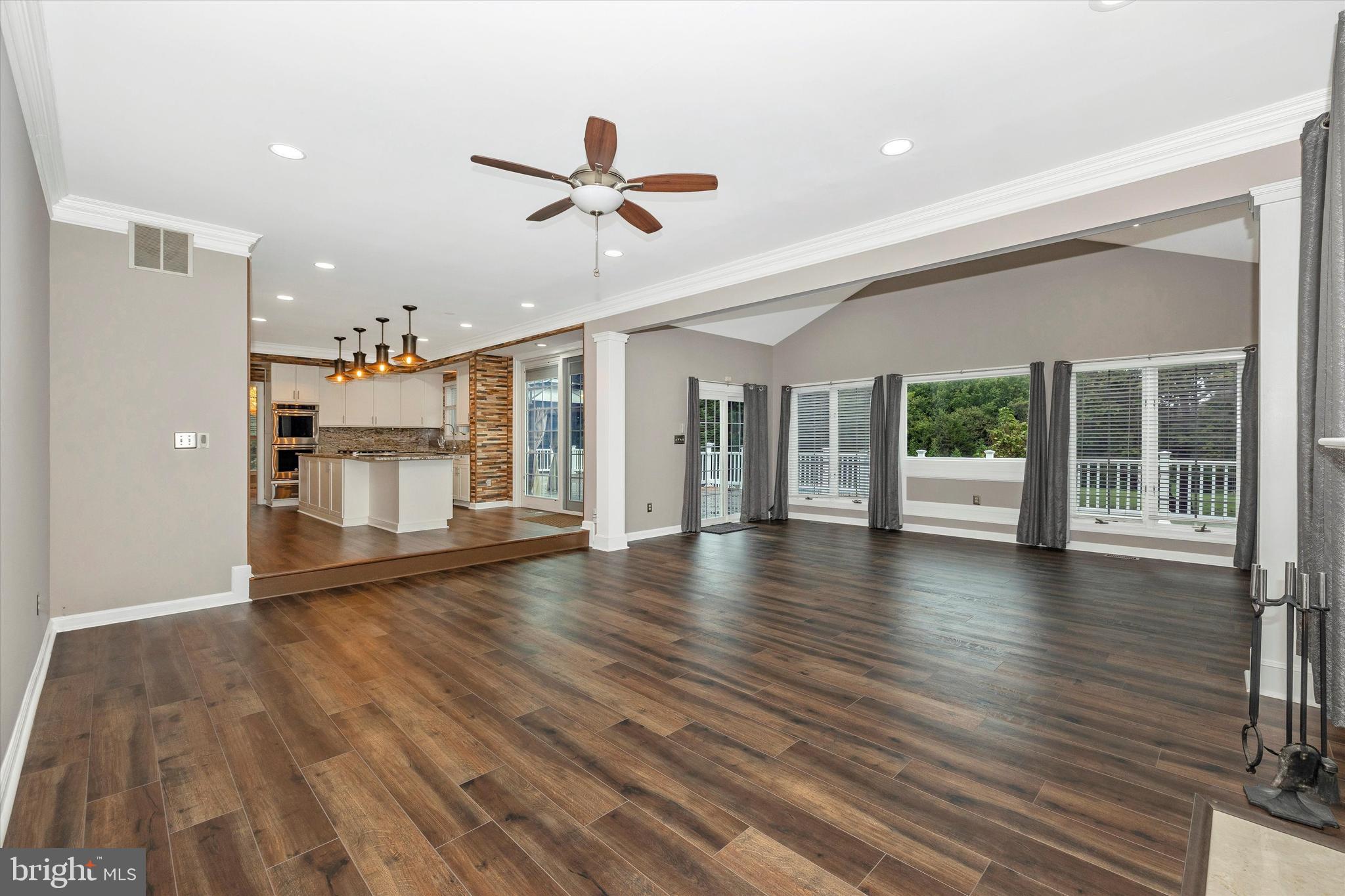 CYPRESS RUN - Residential