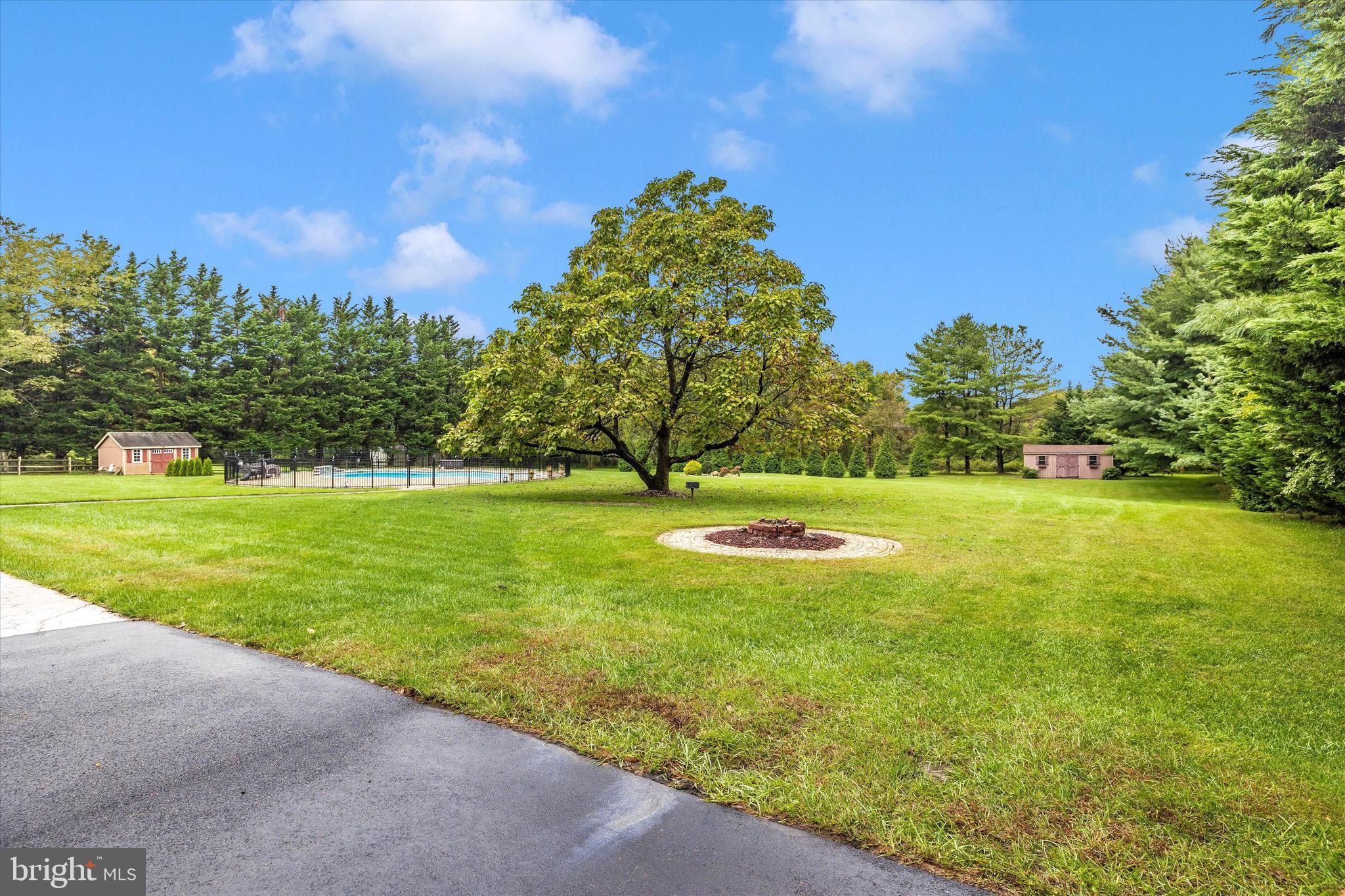 CYPRESS RUN - Residential