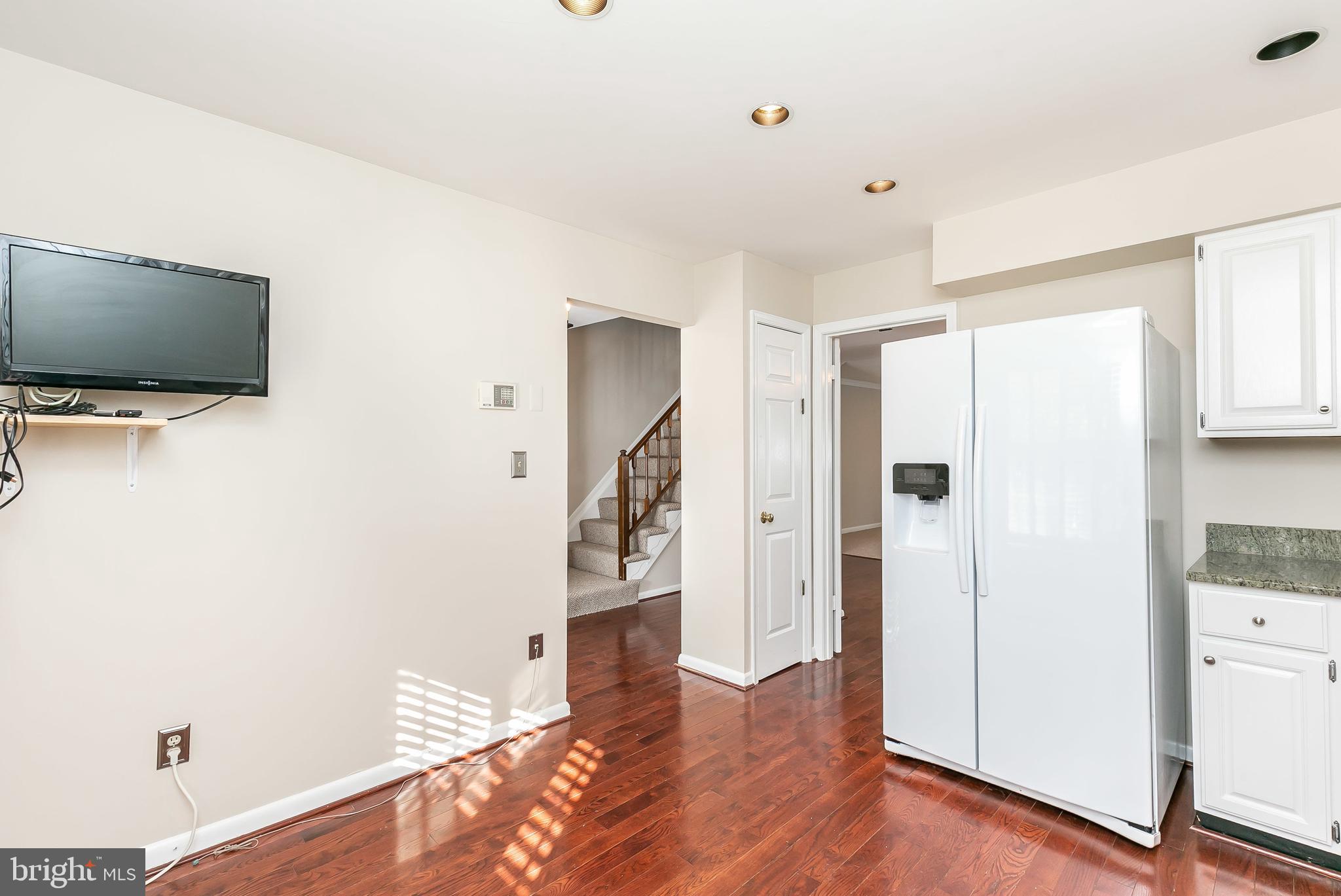 MAYS CHAPEL VILLAGE - Residential Lease