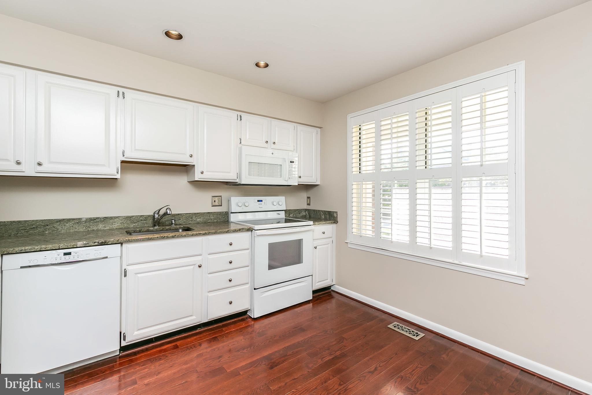 MAYS CHAPEL VILLAGE - Residential Lease