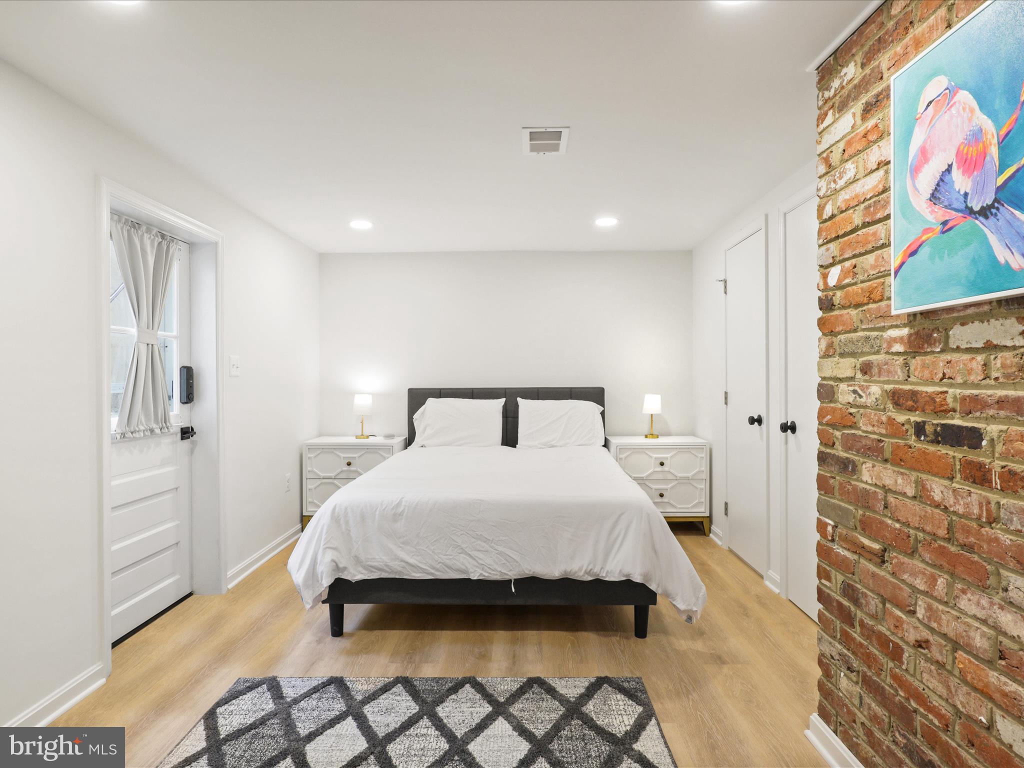 WHITEHAVEN - Residential Lease