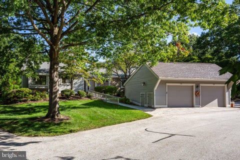 Townhouse For Sale - 735 Inverness Drive<br/> WEST CHESTER, PA 19380