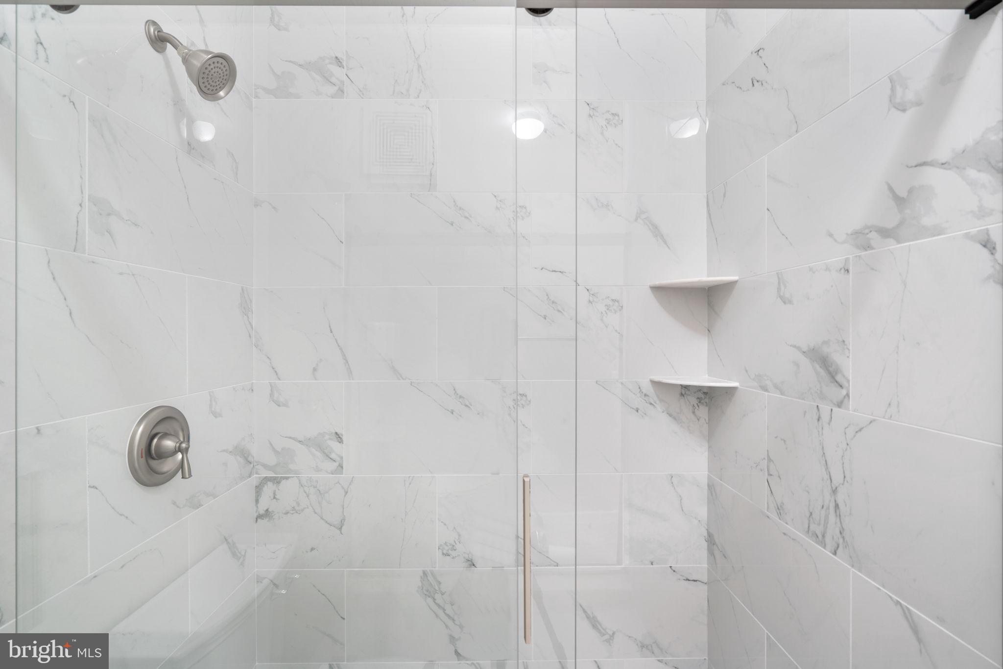 GATES OF MCLEAN - Residential