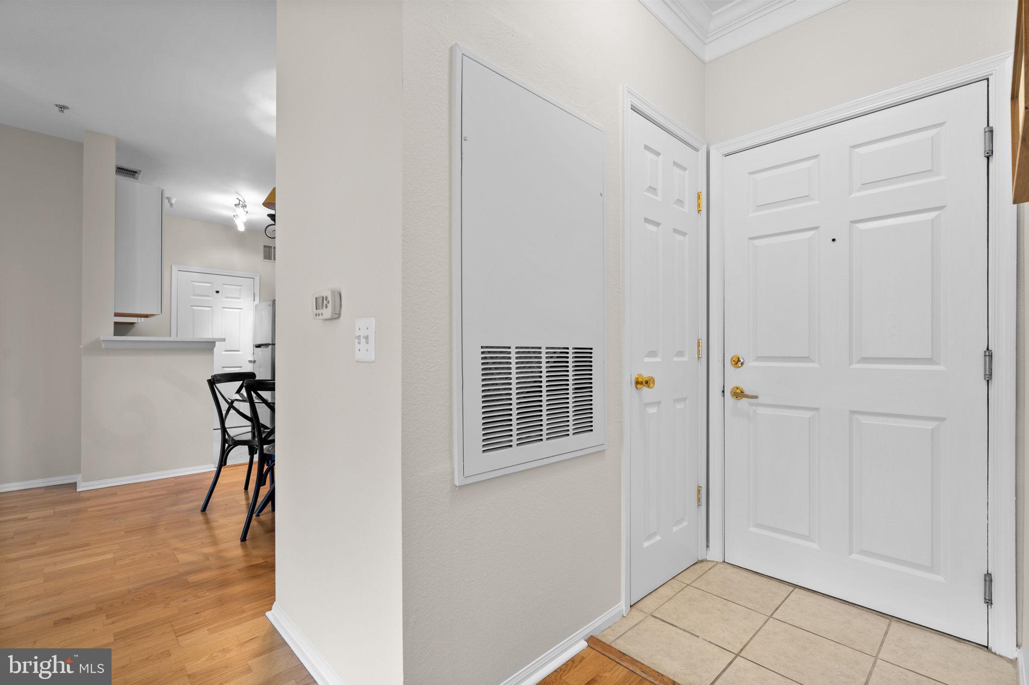 GATES OF MCLEAN - Residential